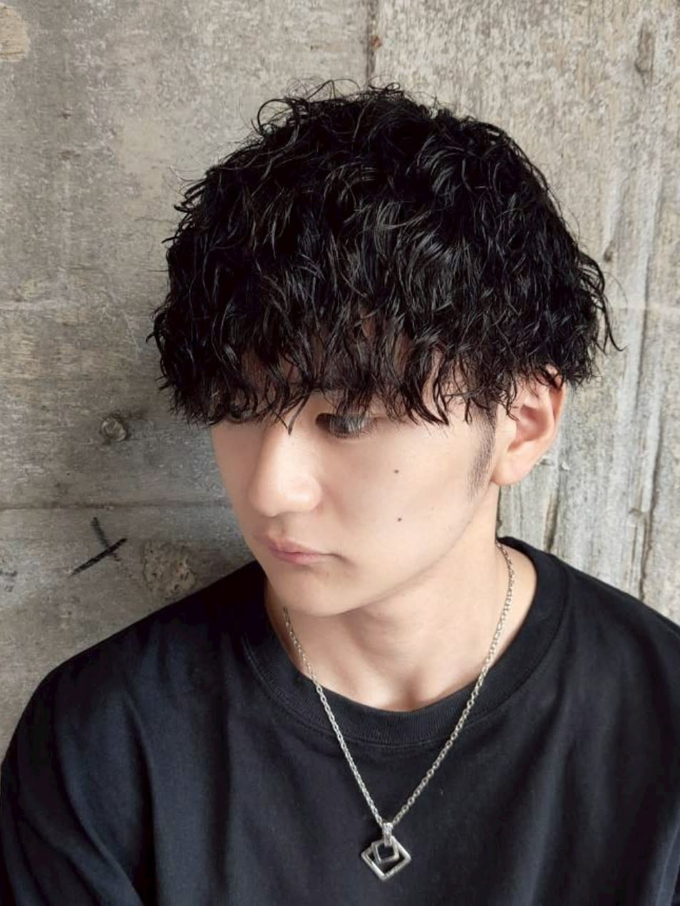 MEN'S SALON alfRed 平針店【メンズサロン アルフレッド ヒラバリテン】のスタイル紹介。ツイスト　スパイラルパーマ　マッシュ　刈り上げ