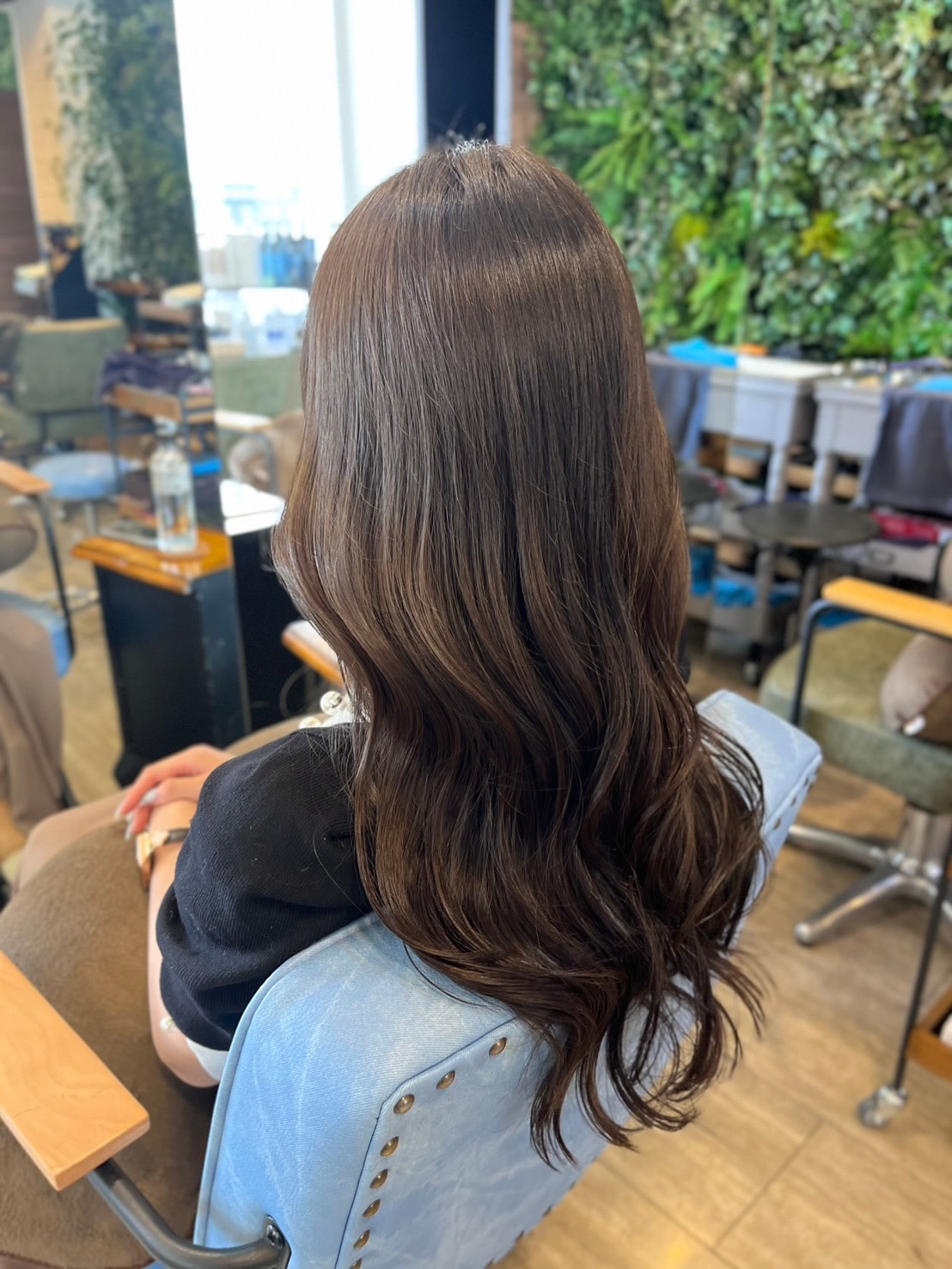 ～MILBON complete salon～ no_a【ミルボンコンプリートサロン ノア】のスタイル紹介。大人のツヤ髪×透明感カラー