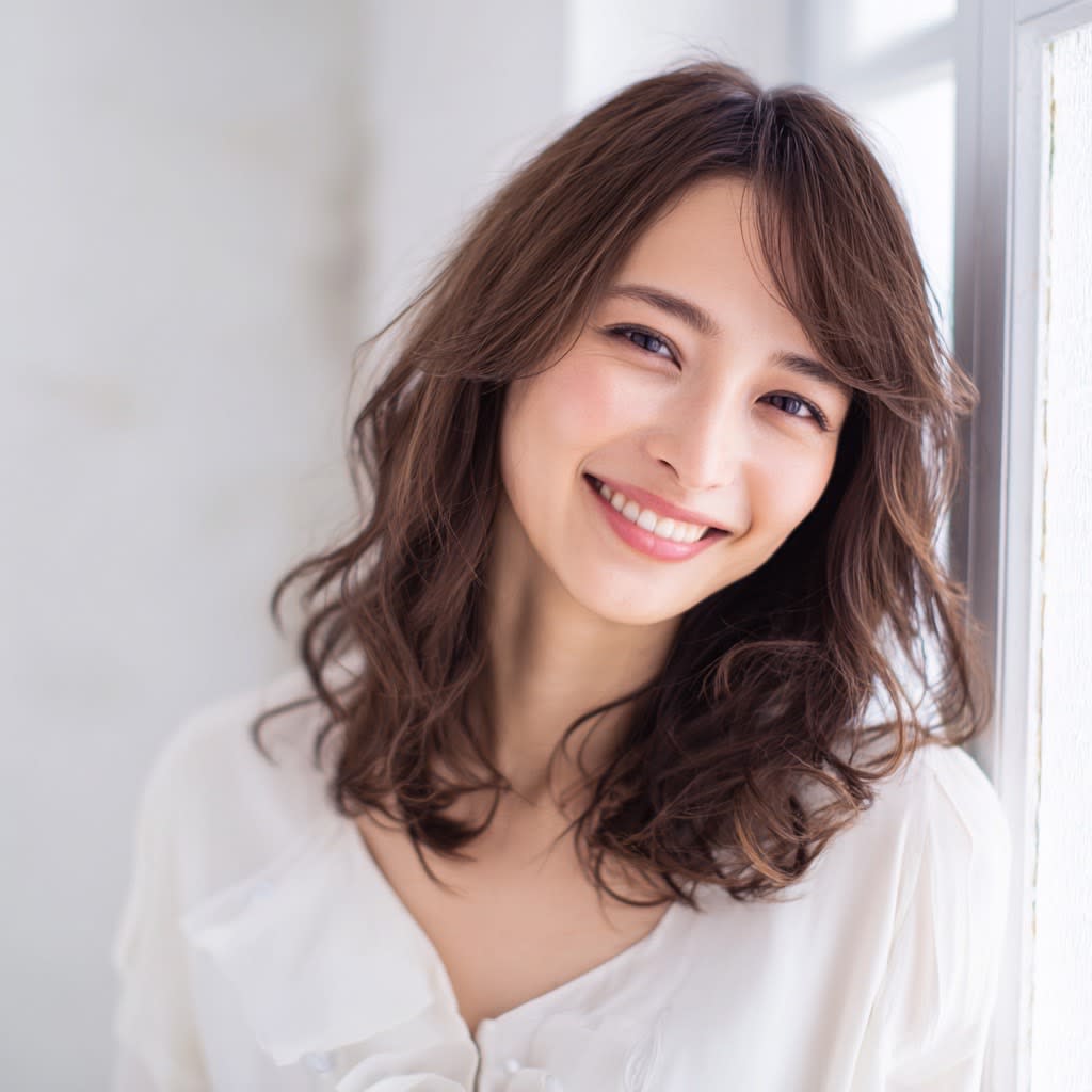 freesia【フリージア】【フリージア】のスタイル紹介。30代40代50代大人レイヤーパーマ【新百合ヶ丘ヘッドスパ】