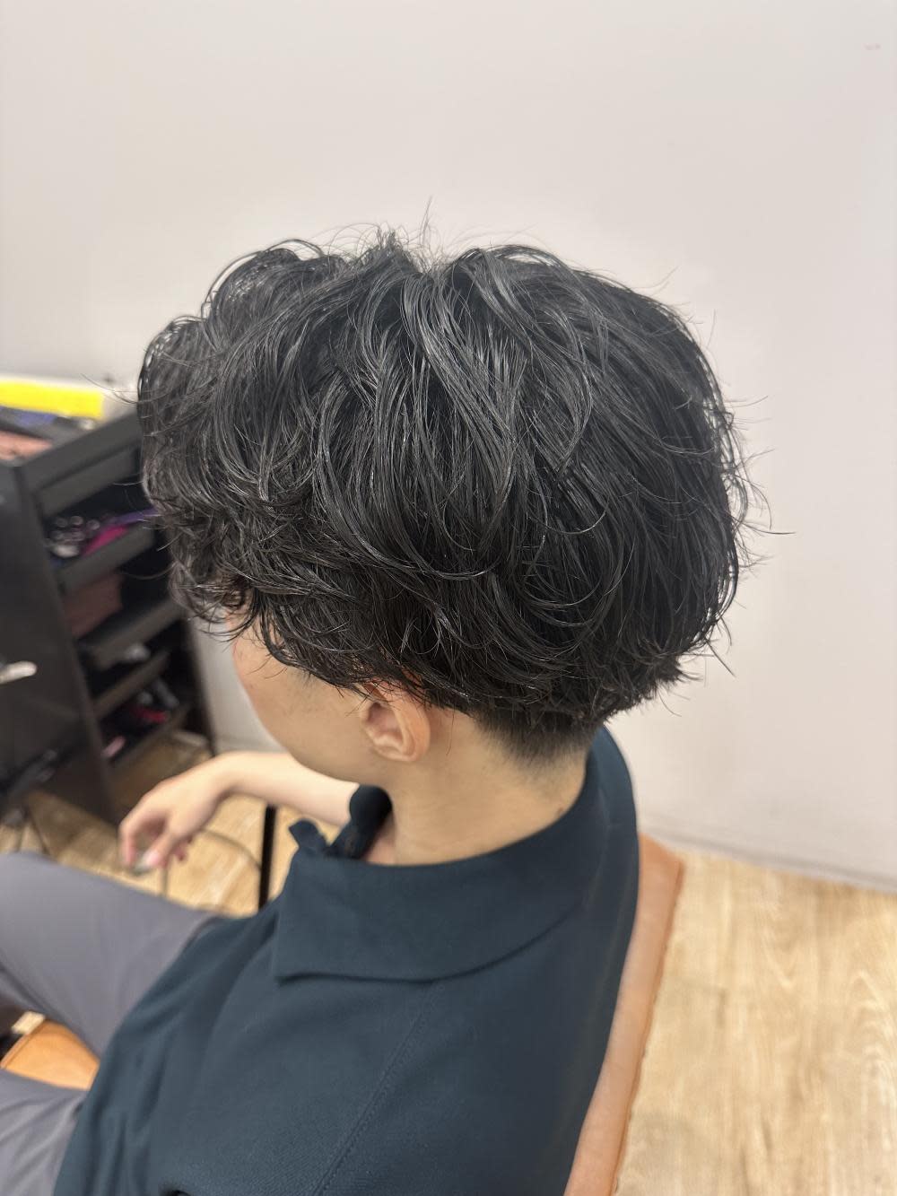 Oli by ohana【オリ バイ オハナ】【オリ バイ オハナ】のスタイル紹介。メンズパーマ/スパイラル/特殊パーマ/ビジネスパーマ