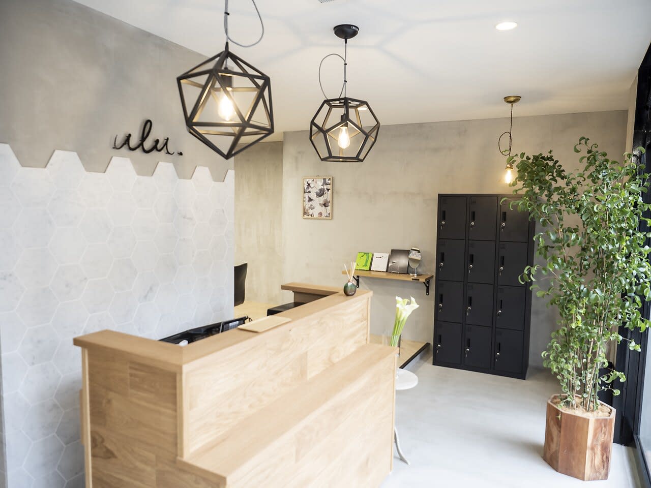 hair salon uluのアイキャッチ画像