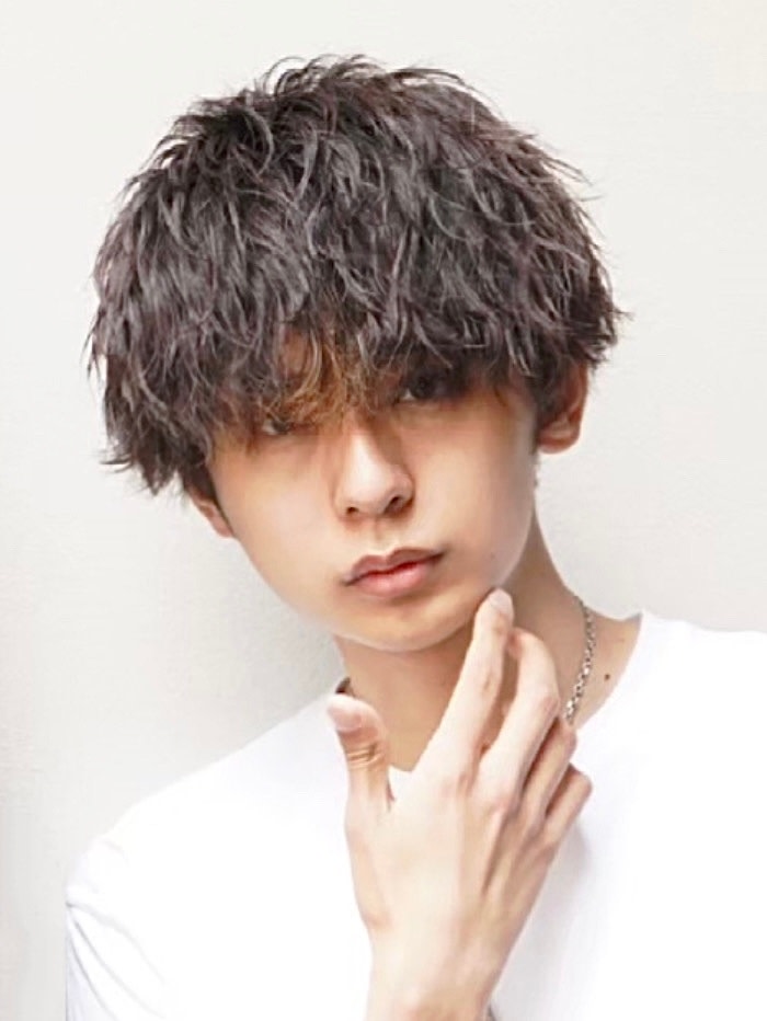 confidence -MEN'S HAIR- 新宿本店【コンフィデンス メンズヘアー】のスタイル紹介。confidence -MEN'S HAIR-×スタイル