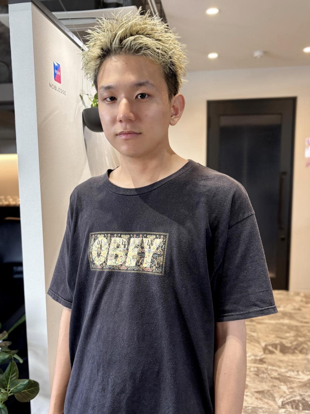 NOBLESSE-NOIR-(ノブレス ノアール）【ノブレスノアール】のスタイル紹介。スパイキーショート/ベリーショート/抜きっぱなしブリーチ