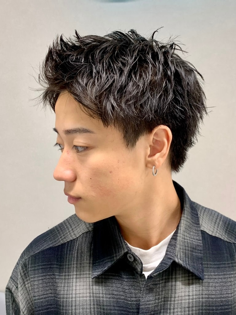 Genie -メンズカット & メンズパーマ 新百合ヶ丘【ジーニーメンズカットアンドメンズパーマ シンユリガオカ】のスタイル紹介。Genie -メンズカット & メンズパーマ 新百合ヶ丘