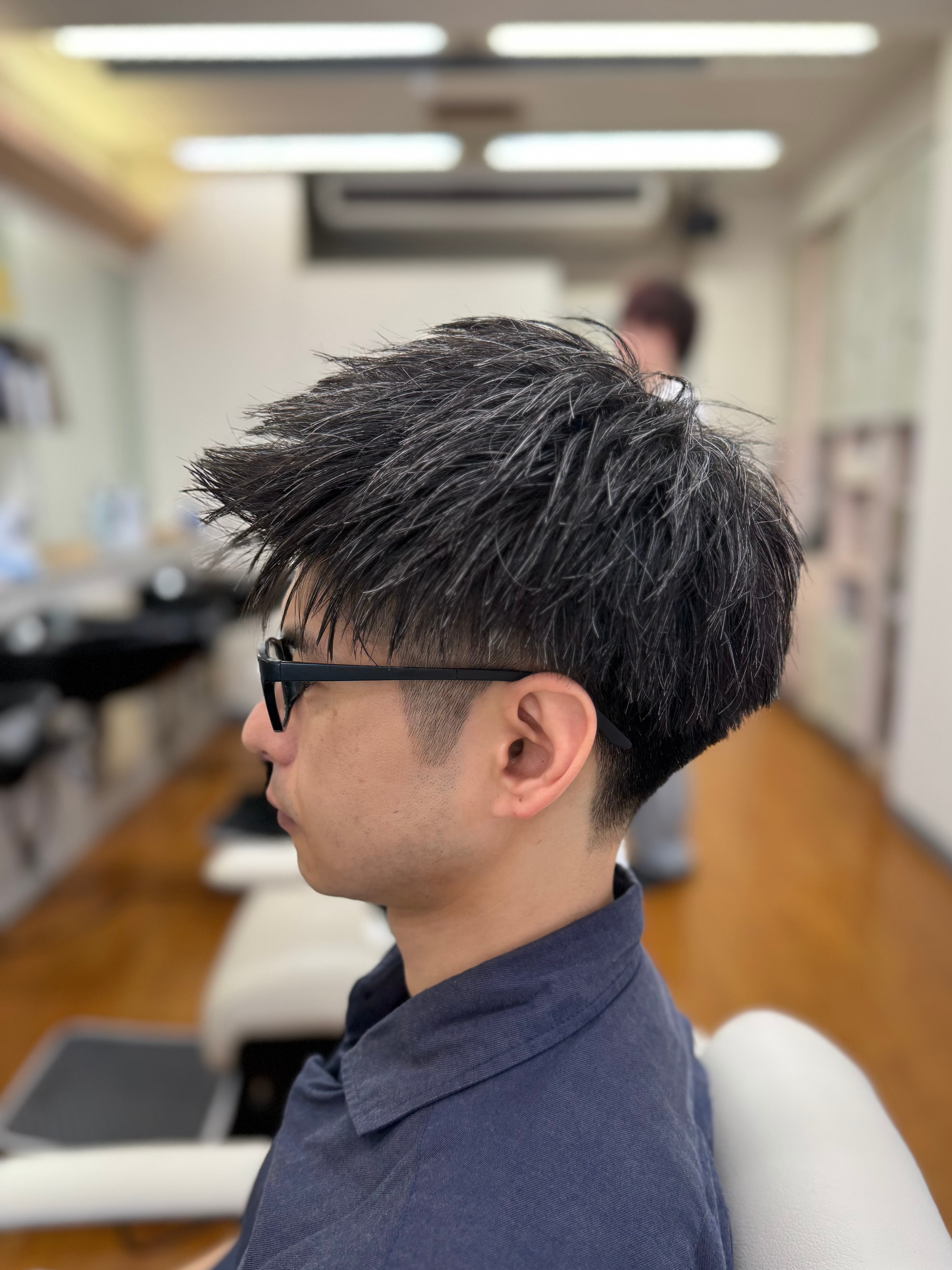 hair make HERO (men's barber)【ヘアメイクヒーロー メンズバーバー】のスタイル紹介。hair make HERO (men's barber)