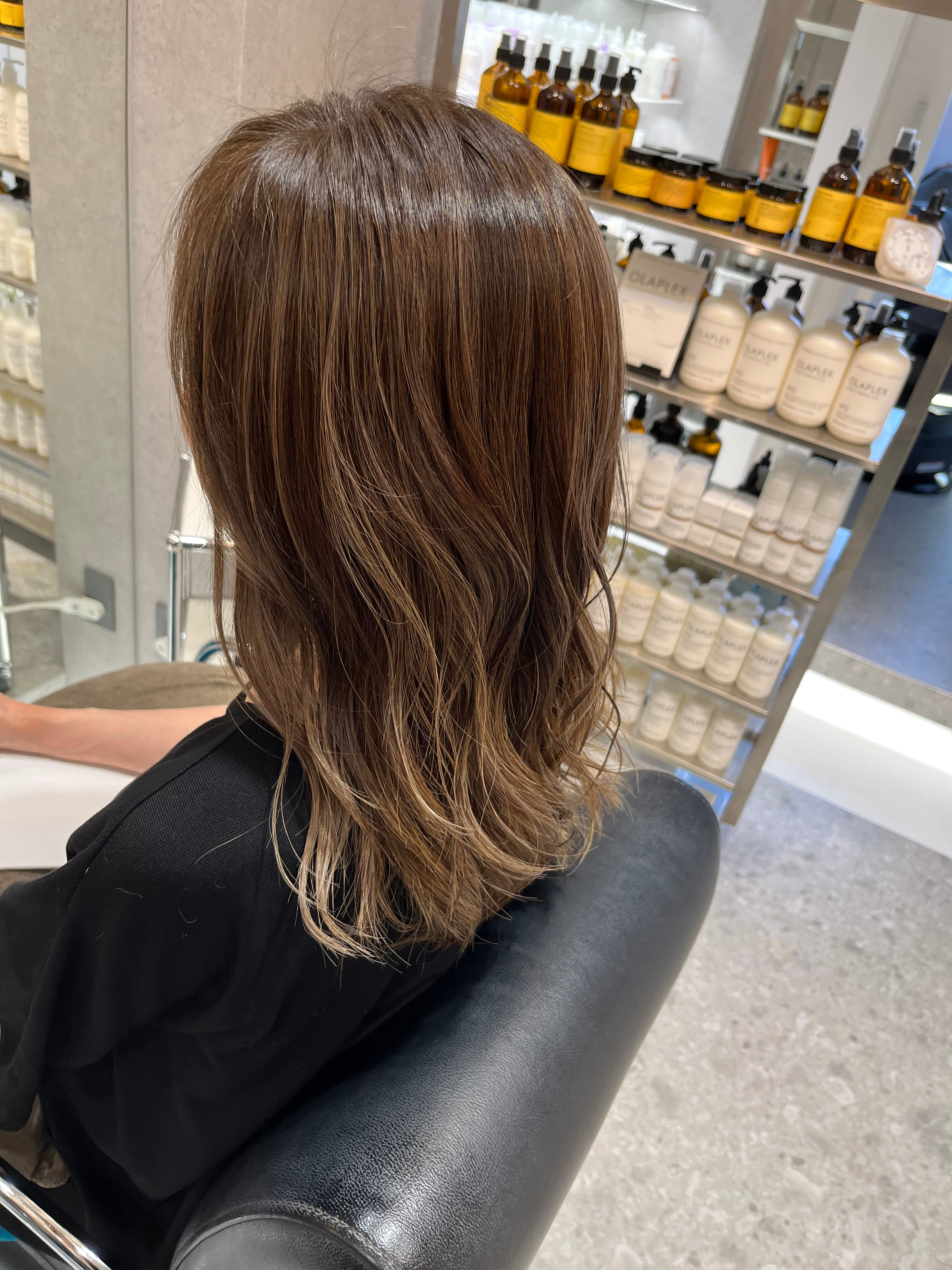 TAKAHASHI  HAIR&SPA  六本木店 【タカハシ ヘアアンドスパ】【タカハシ ヘア アンド スパ ロッポンギテン】のスタイル紹介。ミディアムヘアー