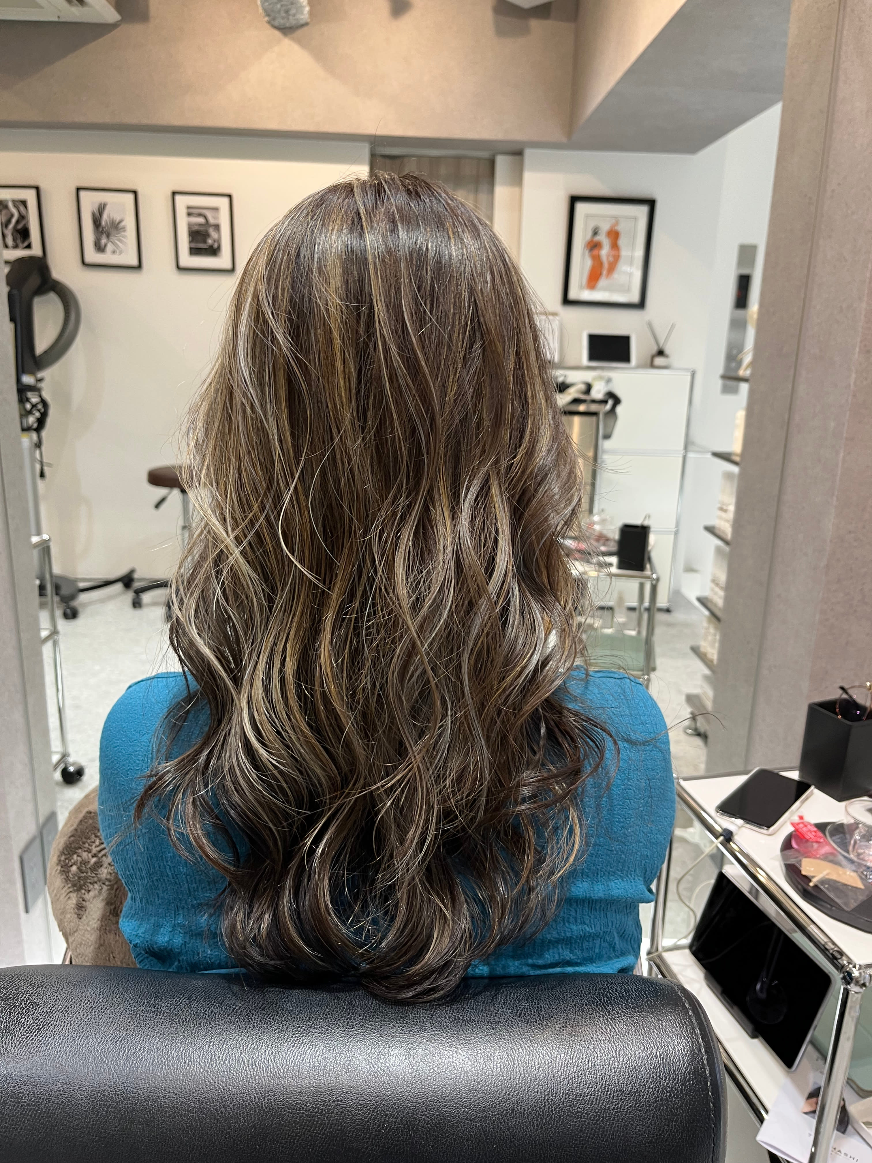 TAKAHASHI  HAIR&SPA  六本木店 【タカハシ ヘアアンドスパ】【タカハシ ヘア アンド スパ ロッポンギテン】のスタイル紹介。ロングヘアーハイライト