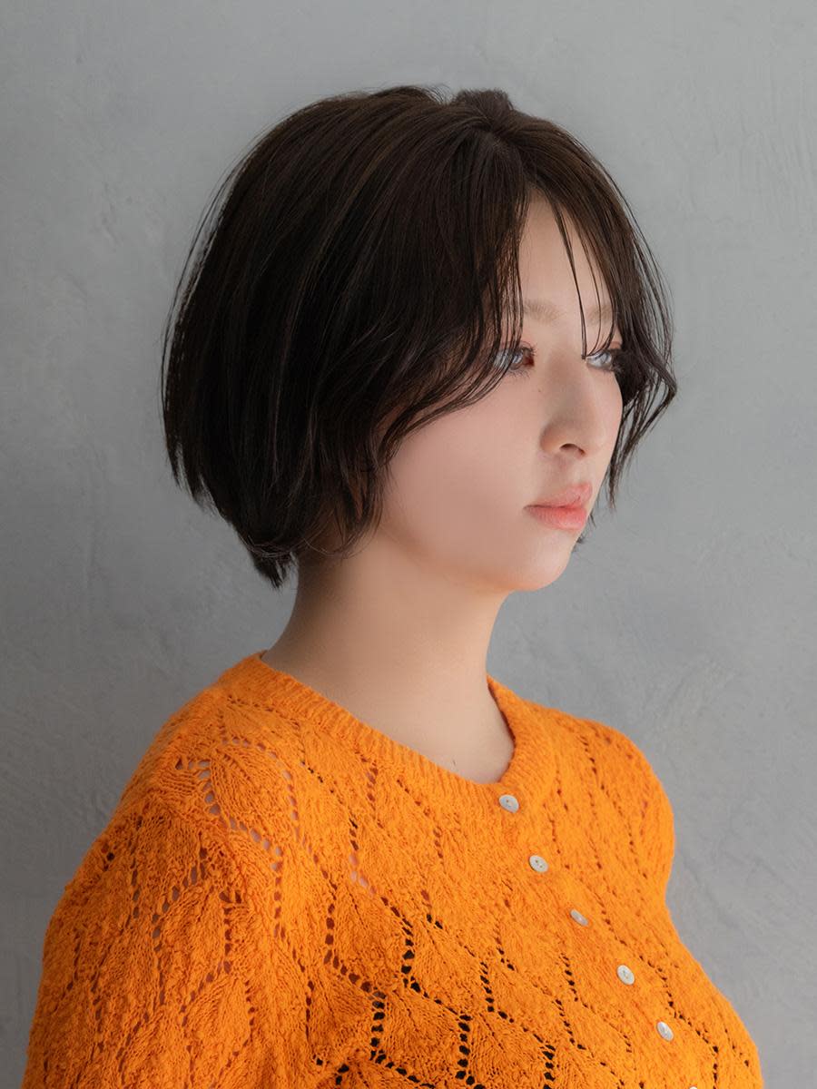 HAIR&MAKE EARTH 溝の口店【ヘアメイク アース ミゾノクチテン】のスタイル紹介。ワンカールショートボブ