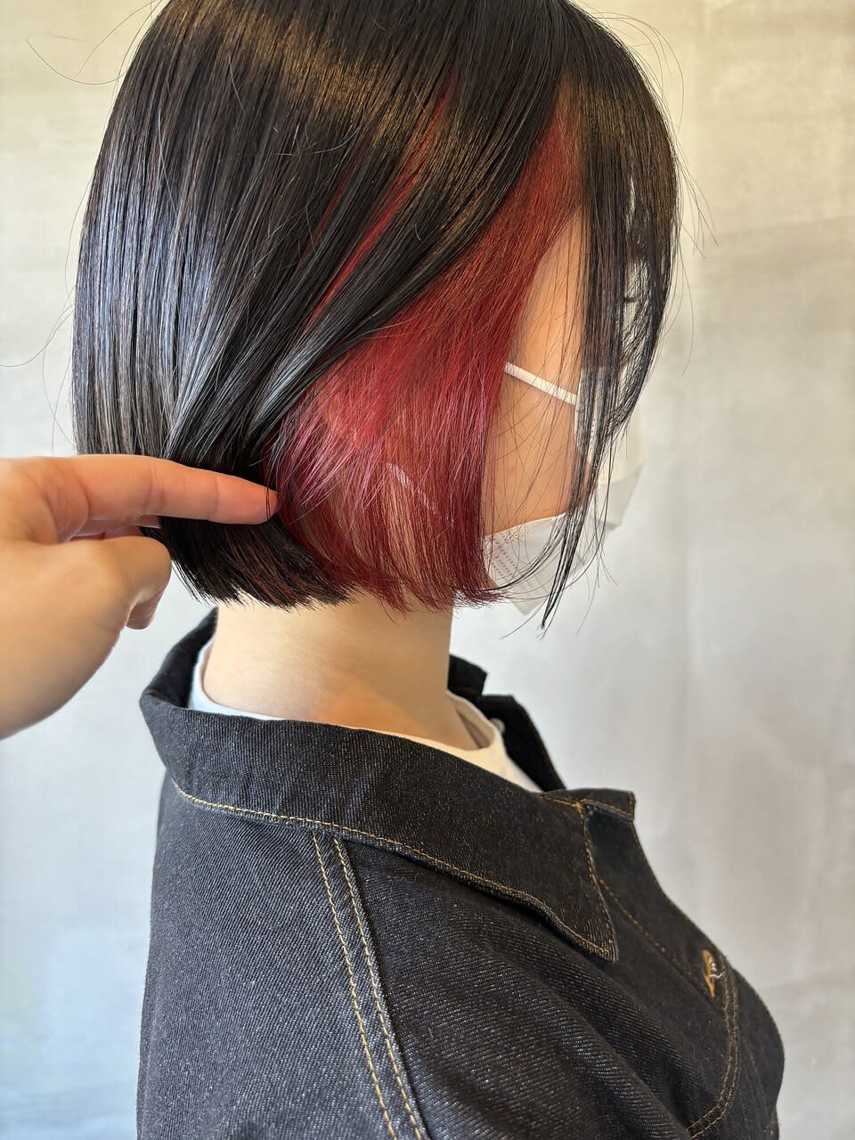 hair salon ulu【ヘアーサロンウル】のスタイル紹介。(阿部)ピアスカラー