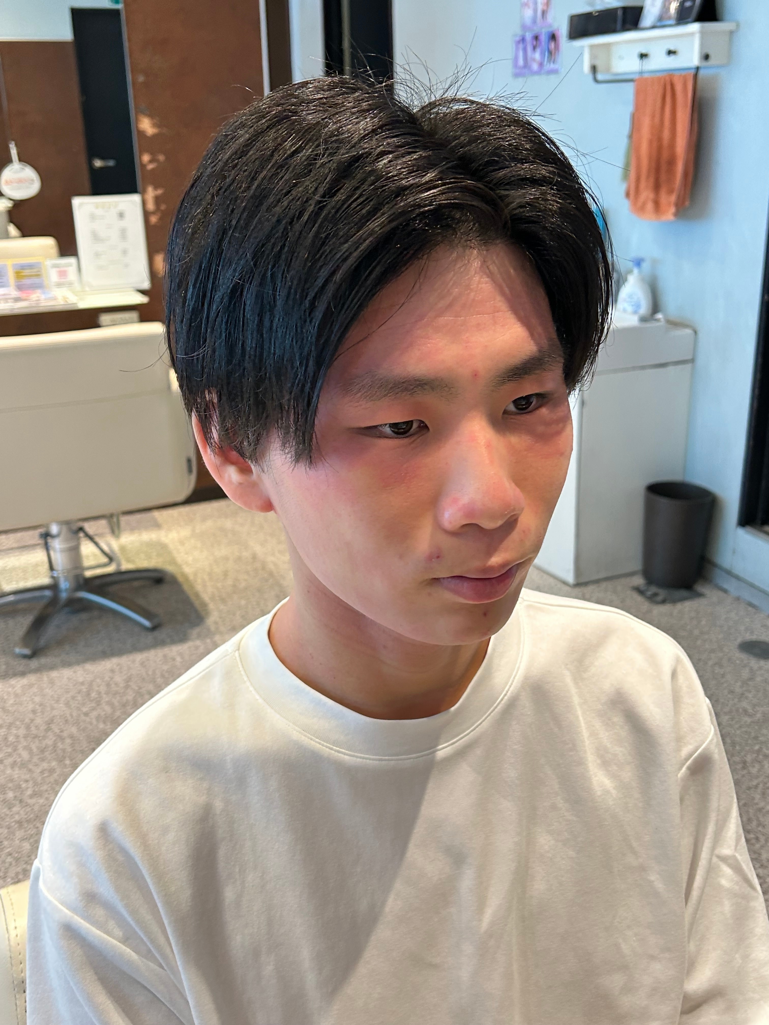 Creation HAIR MAKE【クリエイション ヘア メイク】のスタイル紹介。メンズカット