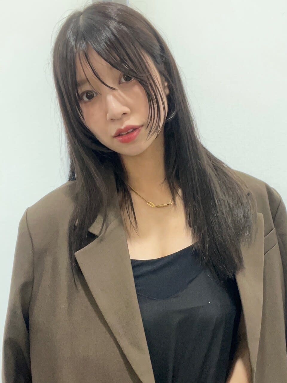 ARiA TWiN by ECLART【アリアツインバイエクラート】のスタイル紹介。小顔をつくるフェイスレイヤーカット