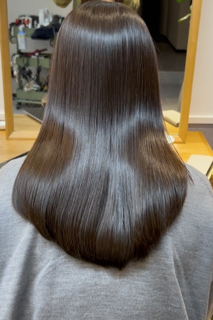 LOuNICA銀座【ロニカギンザ】のスタイル紹介。美髪ストレート＃銀座駅＃質改#東銀座