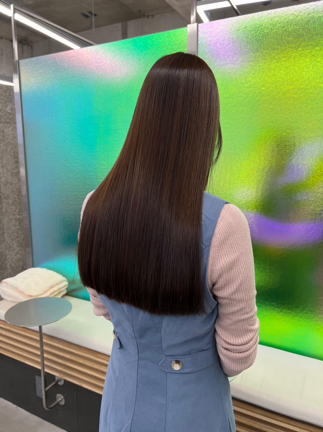 全席個室【髪質改善×ヘアケア特化型サロン】newi京都四条烏丸【ゼンセキコシツ カミシツカイゼンヘアケアトッカガタサロン ネウィ キョウトシジョウカラスマ】のスタイル紹介。◆TOKIOストレート/髪質改善/地毛風カラー/美髪/ツヤ髪