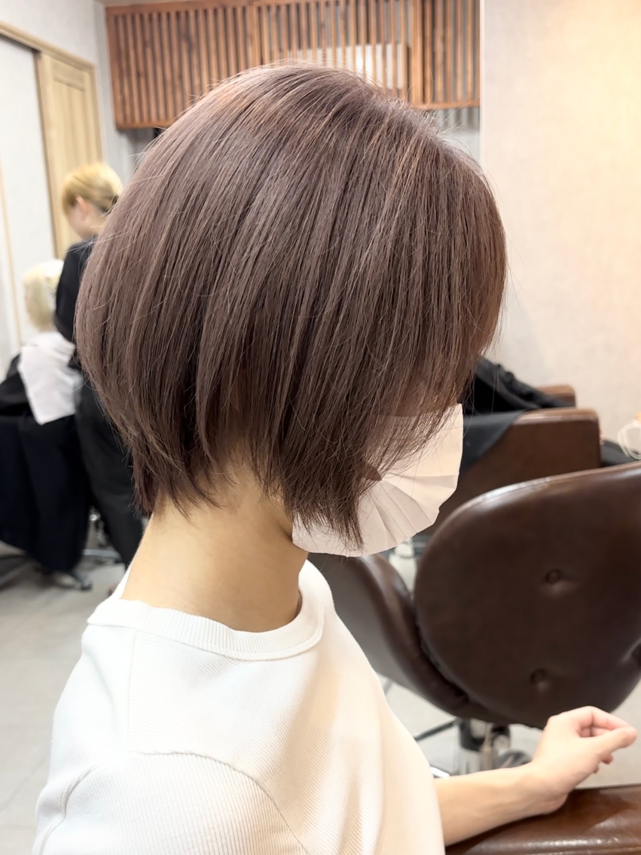 BLUE&Co. 八尾美容室/ブリーチ/カラー/ハイトーン【ブルー】【ブルーアンドカンパニー】のスタイル紹介。BLUE&Co. 八尾美容室×スタイル