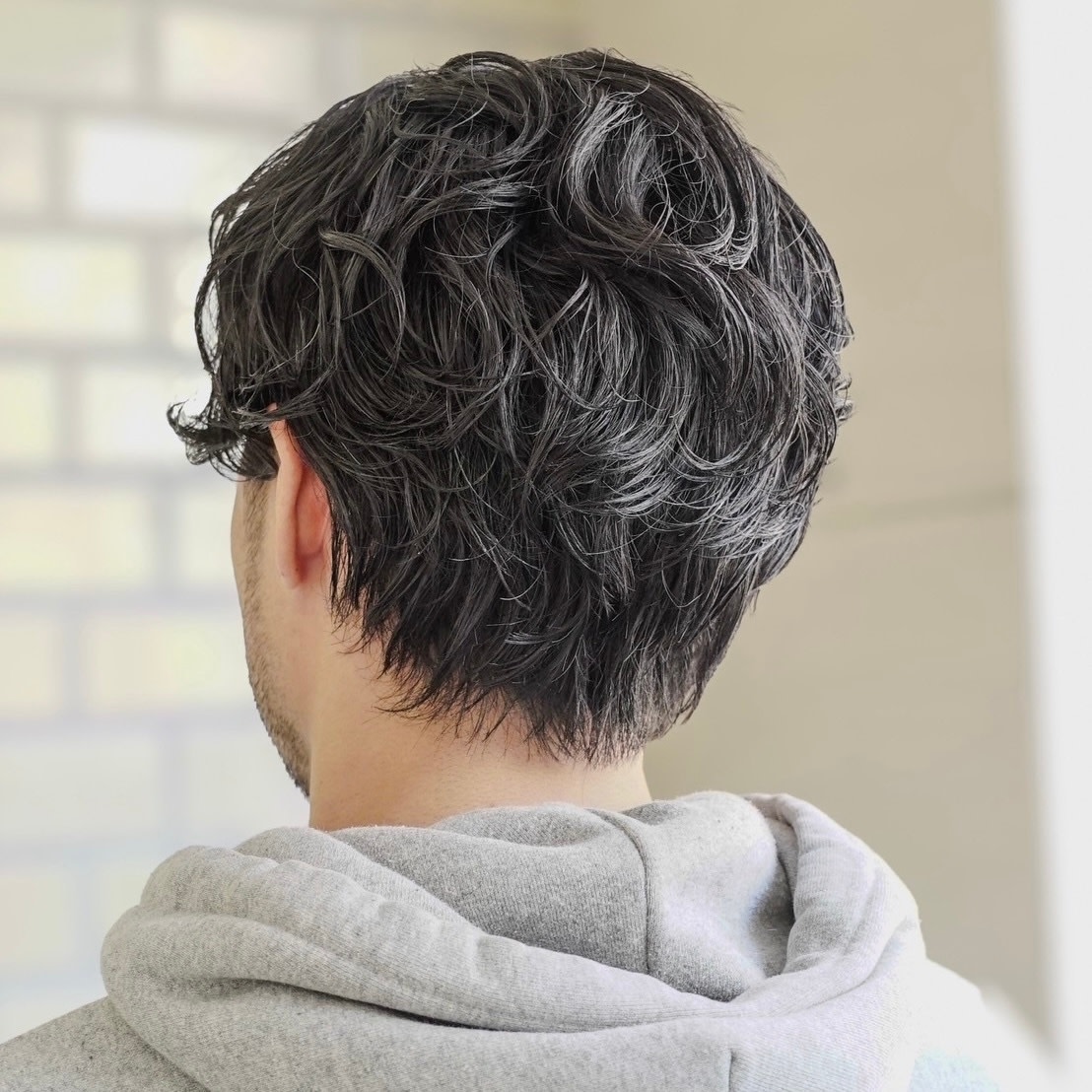 DAU BARBER SHOP 青山【ダウバーバーショップ アオヤマ】のスタイル紹介。メンズ ミディアム