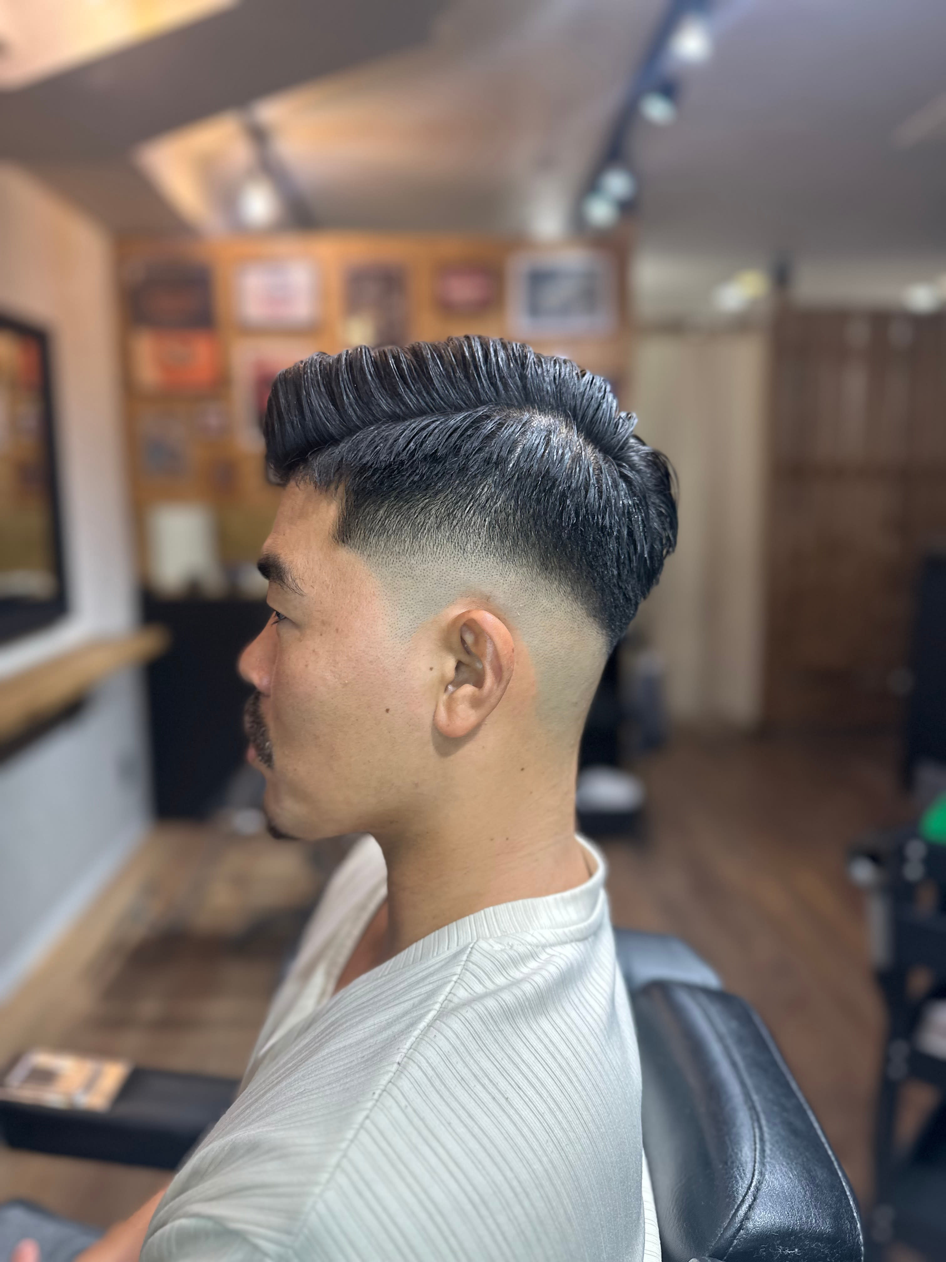 ASOBI hair design【アソビヘアデザイン】のスタイル紹介。サイドパート