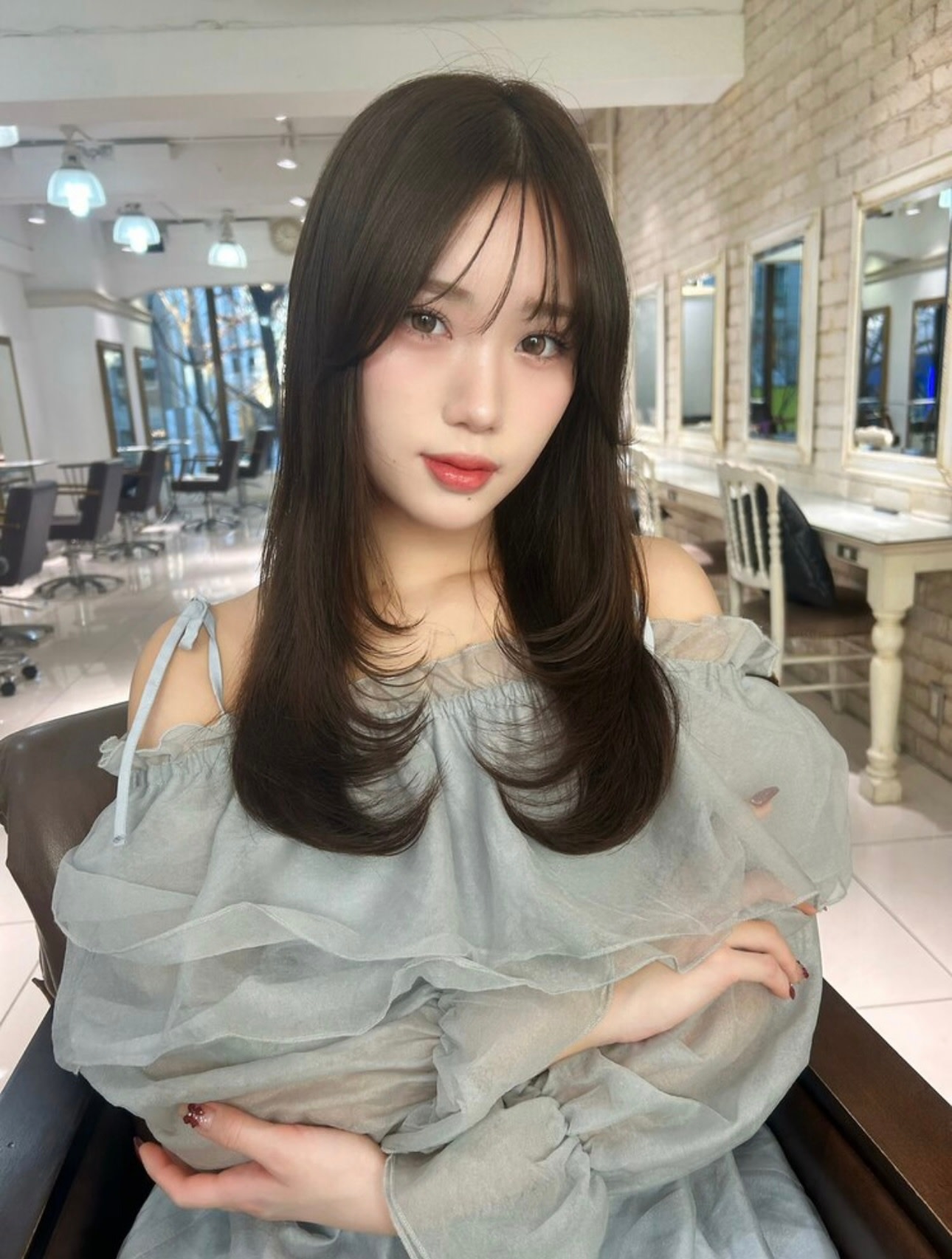 髪質改善カラー/髪質改善トリートメント/韓国ヘア Lilly by FORTE 静岡駅前店【リリーバイフォルテ シズオカエキマエテン】のスタイル紹介。イメチェン髪質改善小顔美髪韓国風巻き前髪顔周りヘア