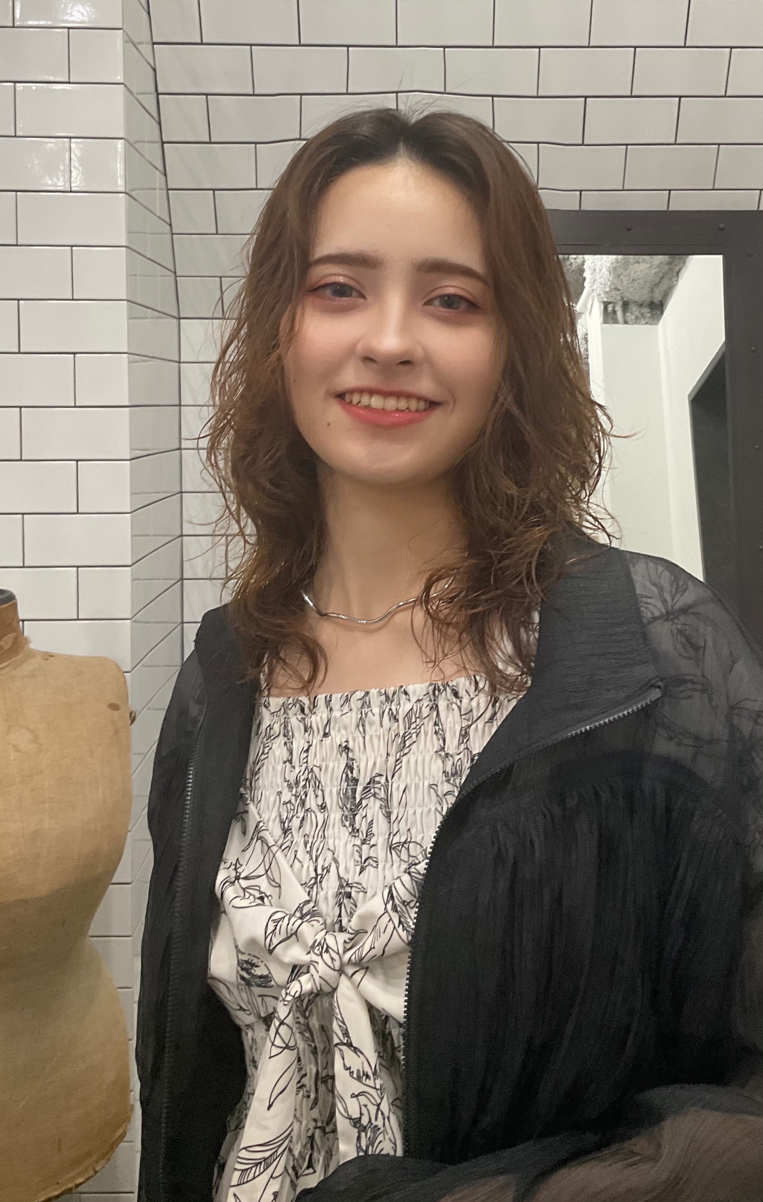 Legare【レガーレ】のスタイル紹介。レイヤーカットと相性抜群　デジタルパーマ