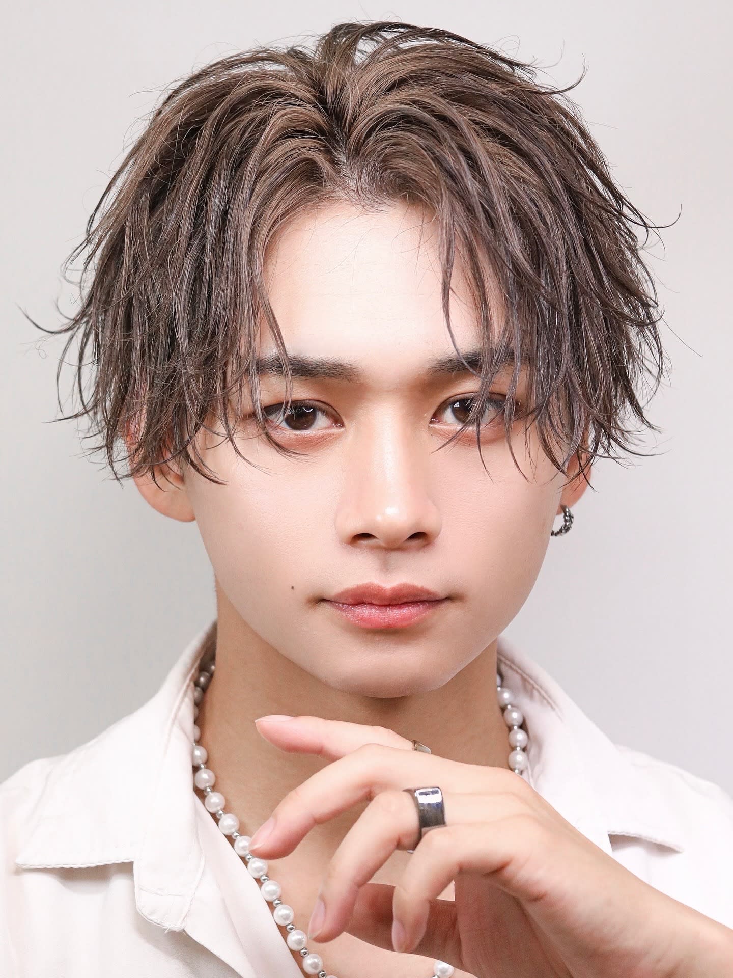 メンズヘア整形サロン GOALD 渋谷神南【メンズヘアセイケイサロン ゴールド シブヤジンナン】のスタイル紹介。緩なみセンターパート