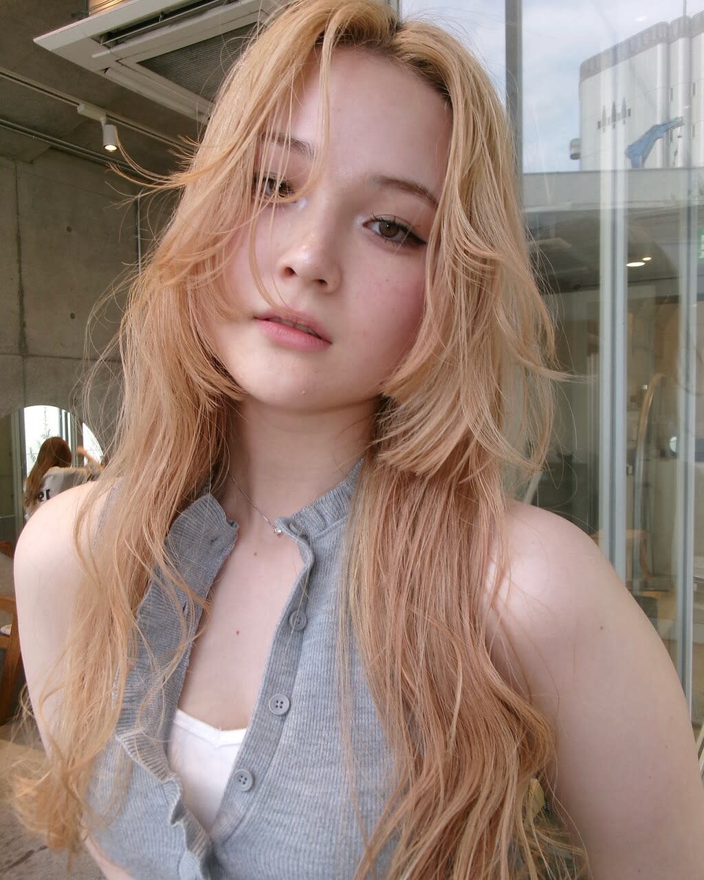 ralme/sol ブリーチ/レイヤー/髪質改善【ラルム】【ラルム】のスタイル紹介。ralmesol ブリーチレイヤー髪質改善【ラルム】×スタ