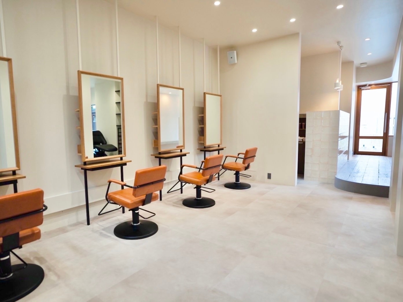 U too e's 鎌倉 髪質改善/美髪カラーのアイキャッチ画像