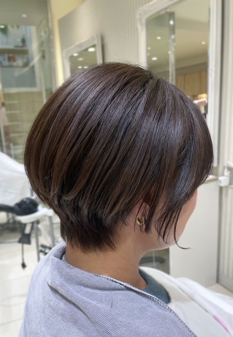 GINZA CIRO 【銀座シロー】【ギンザシロー】のスタイル紹介。キレイめショートボブ