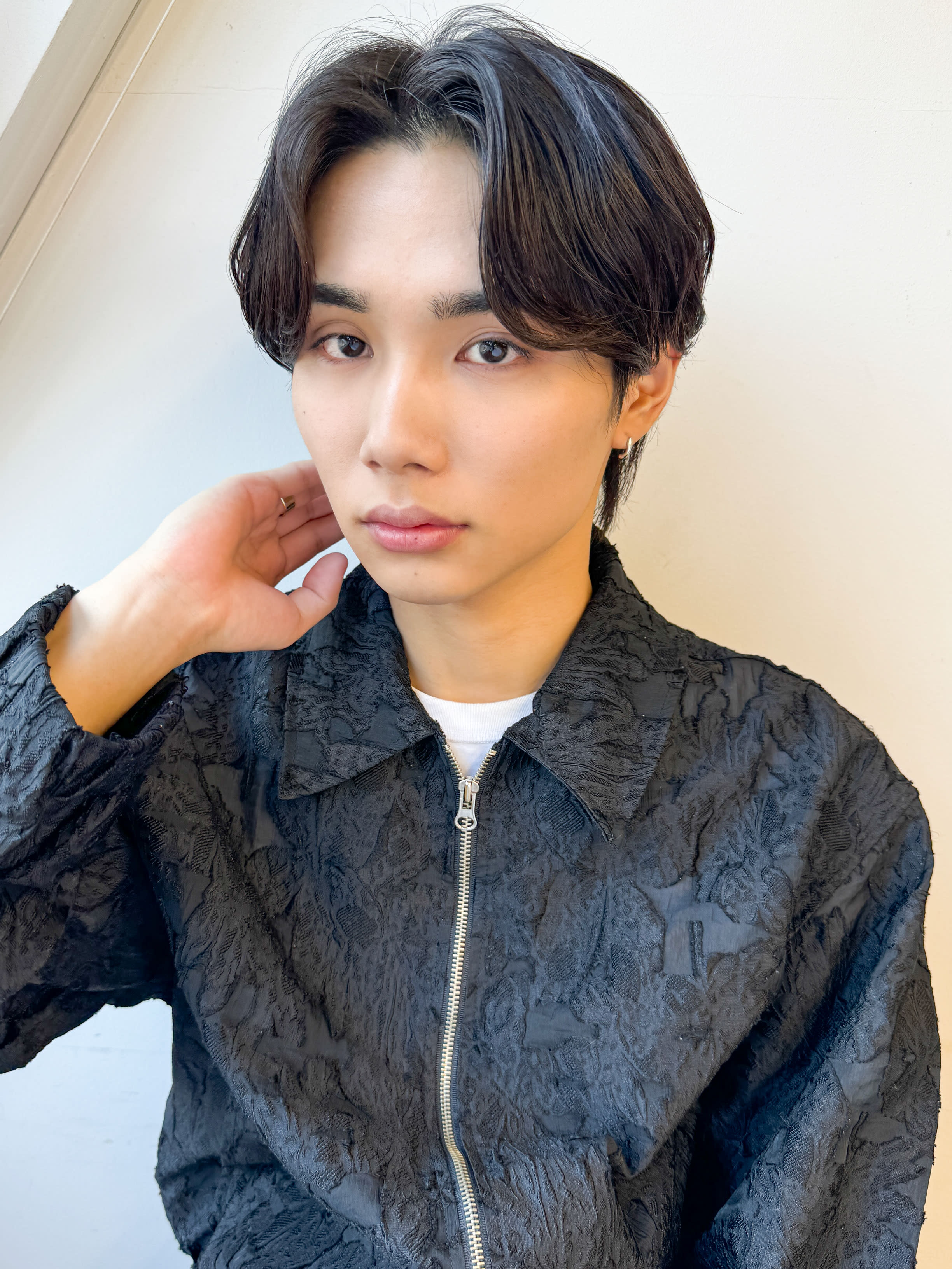 L men's 渋谷 メンズカット/眉毛/メンズ パーマ/ニュアンスパーマ【エル メンズ】のスタイル紹介。L men's 渋谷 メンズカット眉毛メンズ パーマニュア