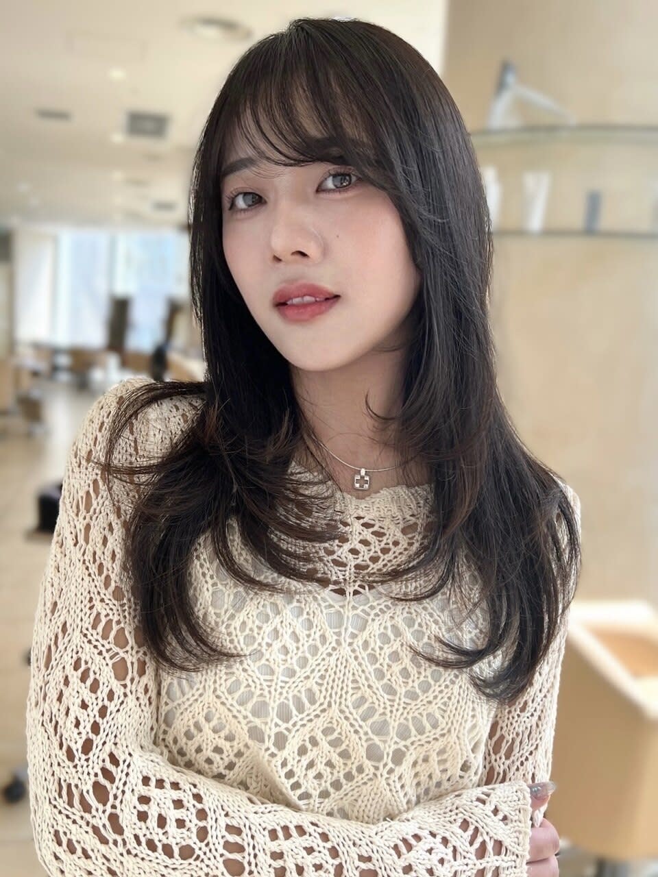 ZACC vie 【ザック ヴィ】【ザック ヴィ】のスタイル紹介。ロングレイヤー/レイヤーカット/さらっとワンカール/髪質改善