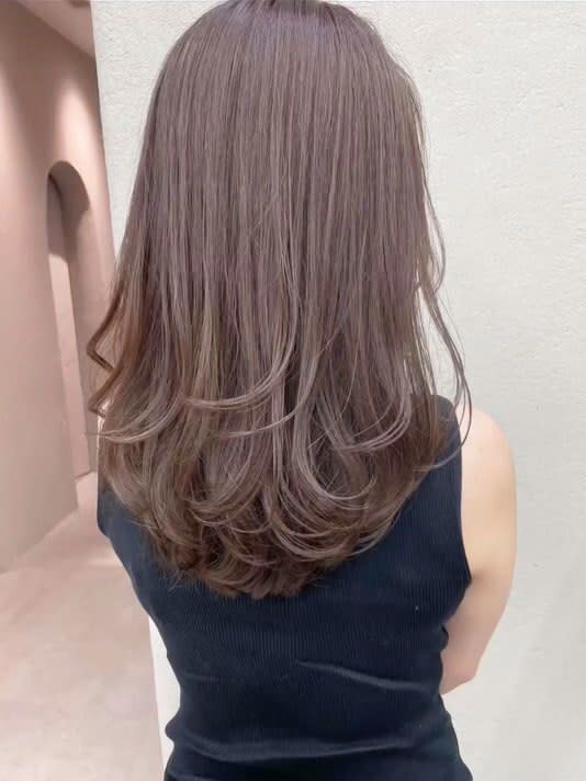 k-two 京都 ラクエ emu 【ケーツー エム】【ケーツーキョウトラクエエム】のスタイル紹介。ロングレイヤーカット*ミディアムレイヤー*20代30代40代