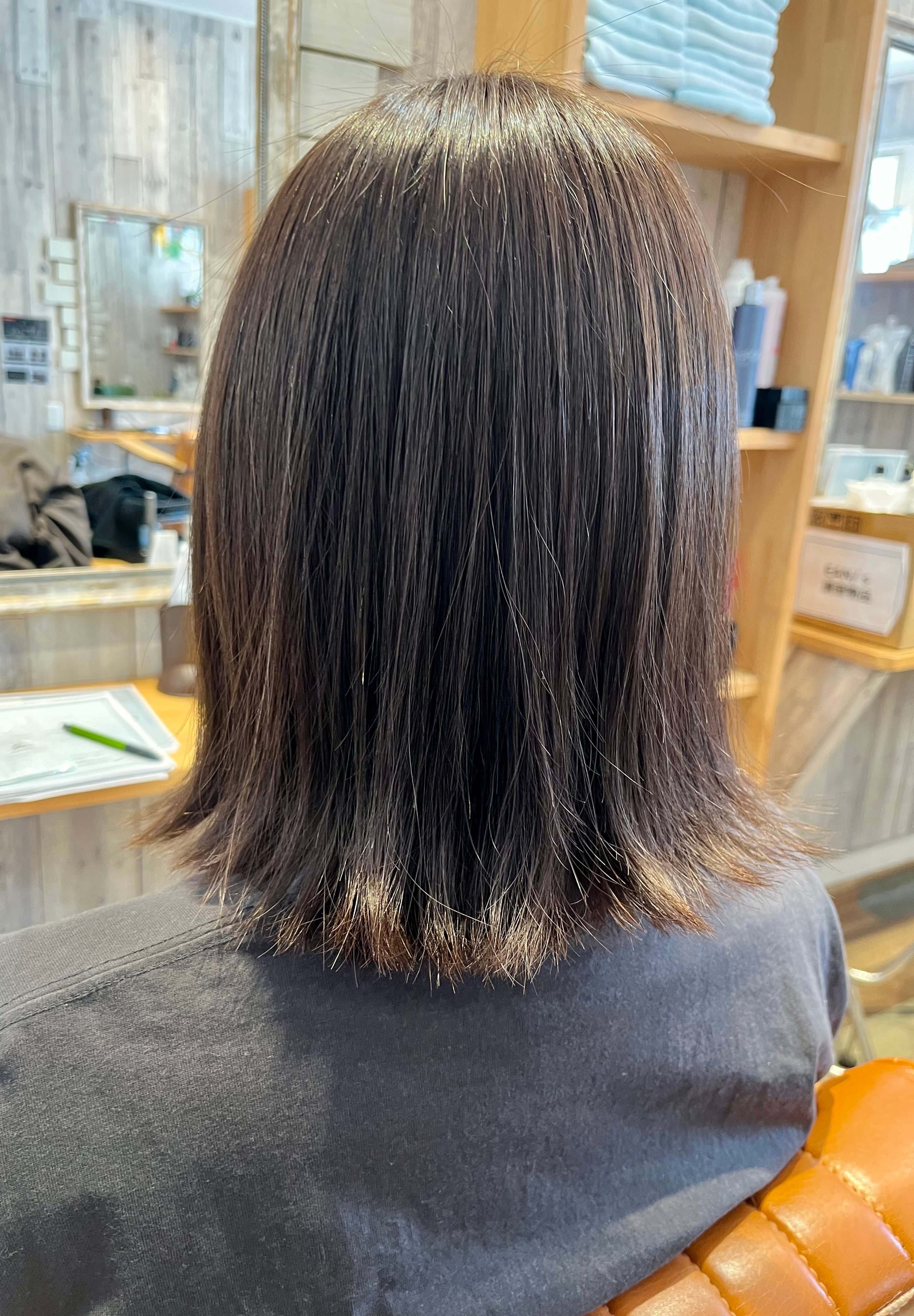 Bond Hair Design 【ボンドヘアーデザイン】【ボンドヘアーデザイン】のスタイル紹介。ツヤツヤボブ