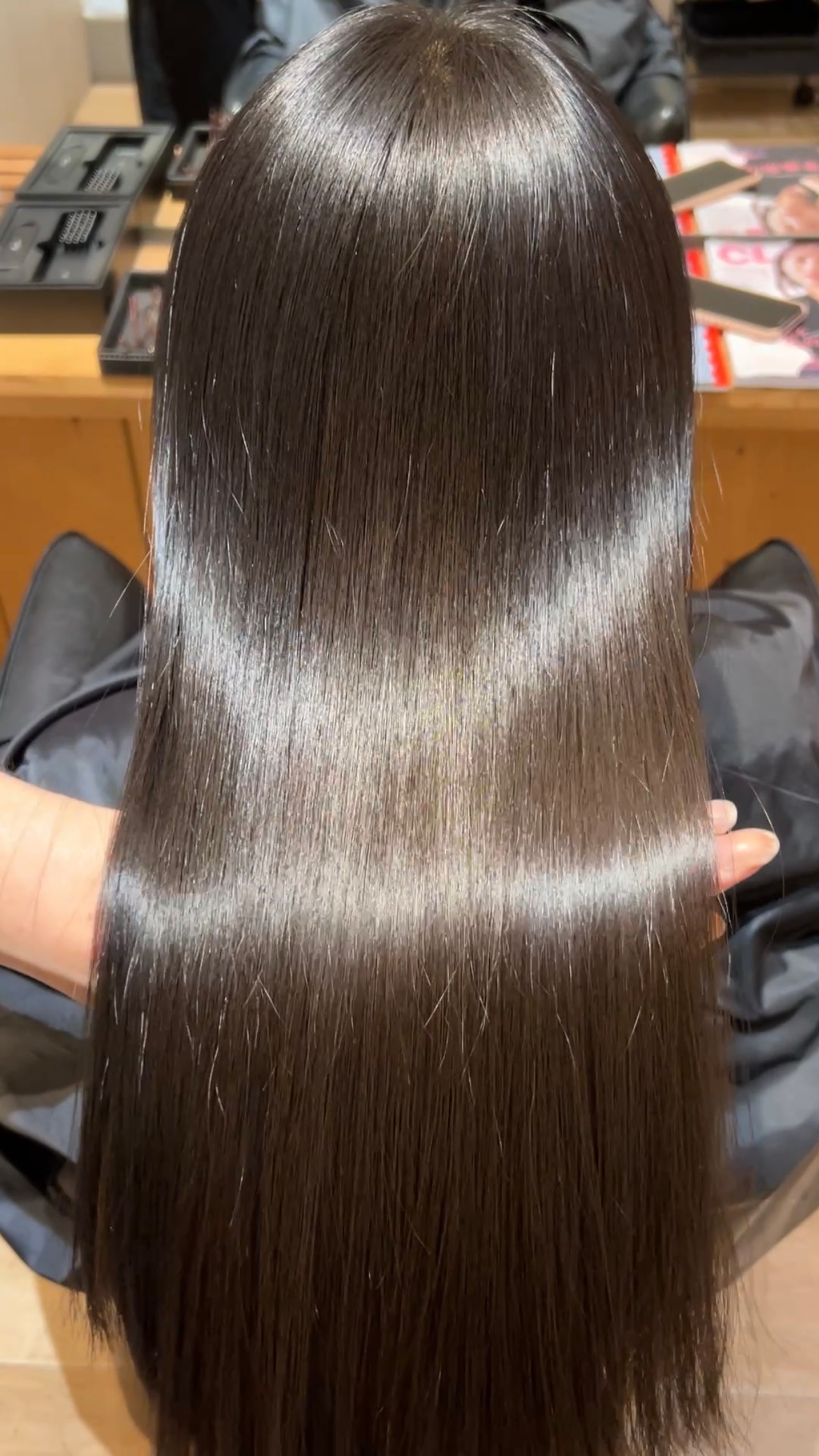 S C A L A .【スカラ】のスタイル紹介。髪質改善ストレート　光をまとう艶髪スタイル