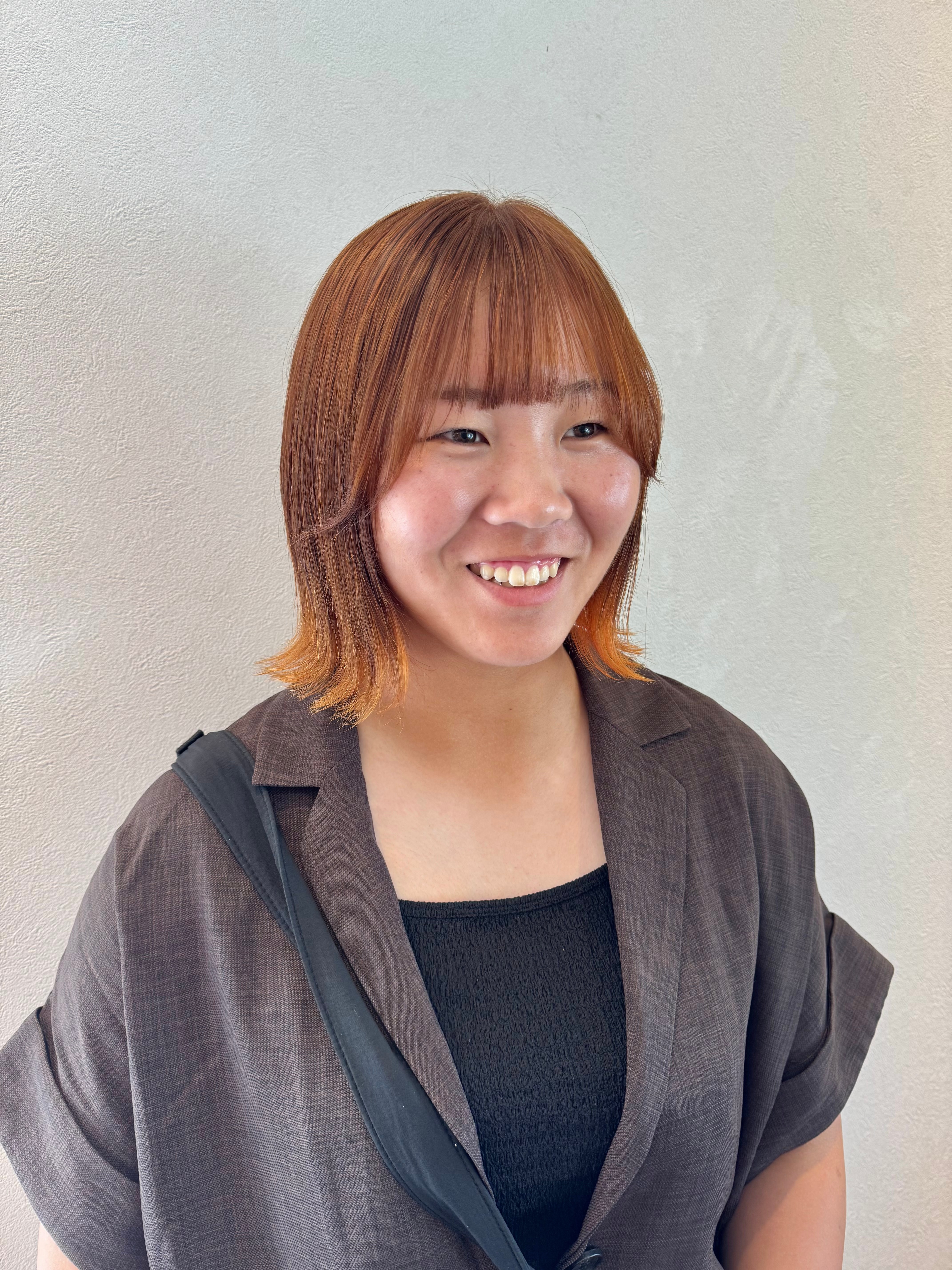 ann CHEEKS 貝塚店【アンチークス】のスタイル紹介。オレンジカラー