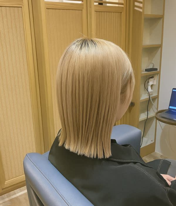 chapter 千葉ニュータウン中央店【チャプター】のスタイル紹介。外ハネぱつっとボブベルボブ