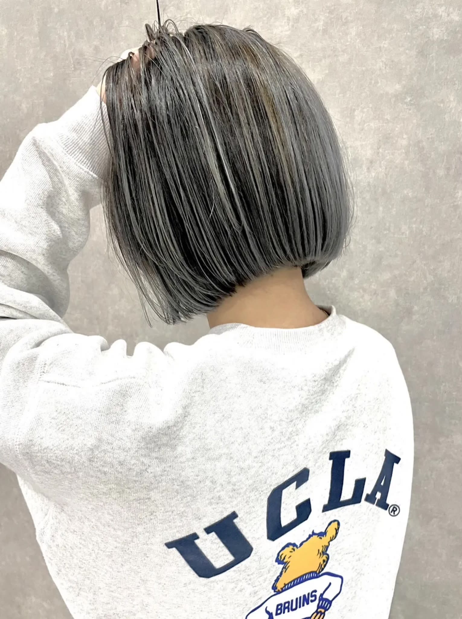 Rec.【レック】のスタイル紹介。ダブルカラー/シルバーグレー