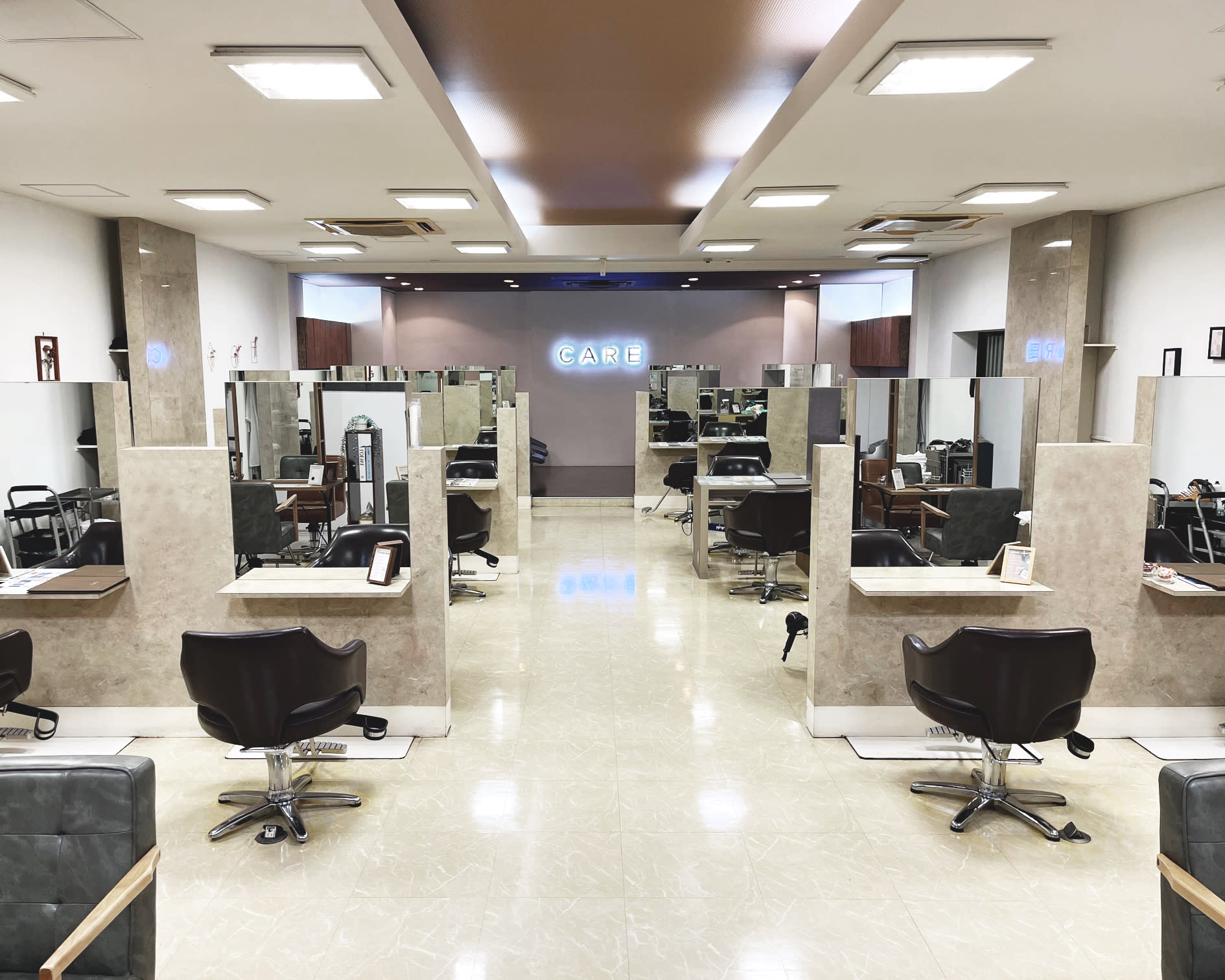 CARE 心斎橋のアイキャッチ画像