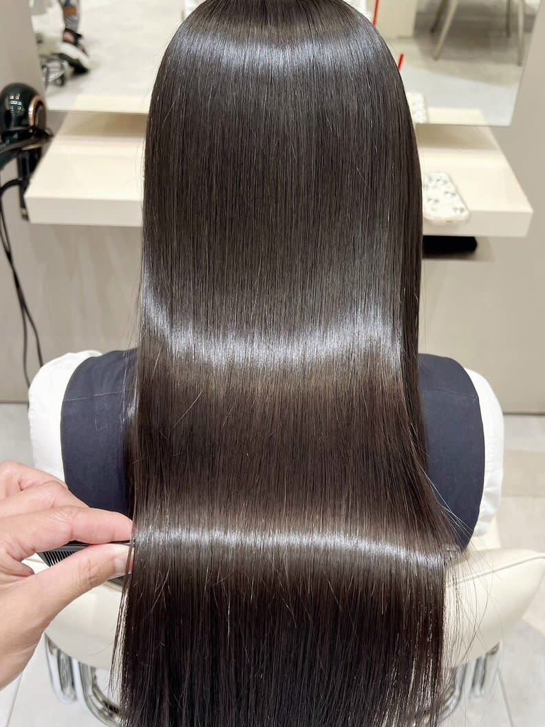 CORSO by k-two 西宮北口【コルソ バイ ケーツー】【コルソ バイ ケーツー ニシノミヤキタグチ】のスタイル紹介。髪質改善/艶髪カラー/ストレート