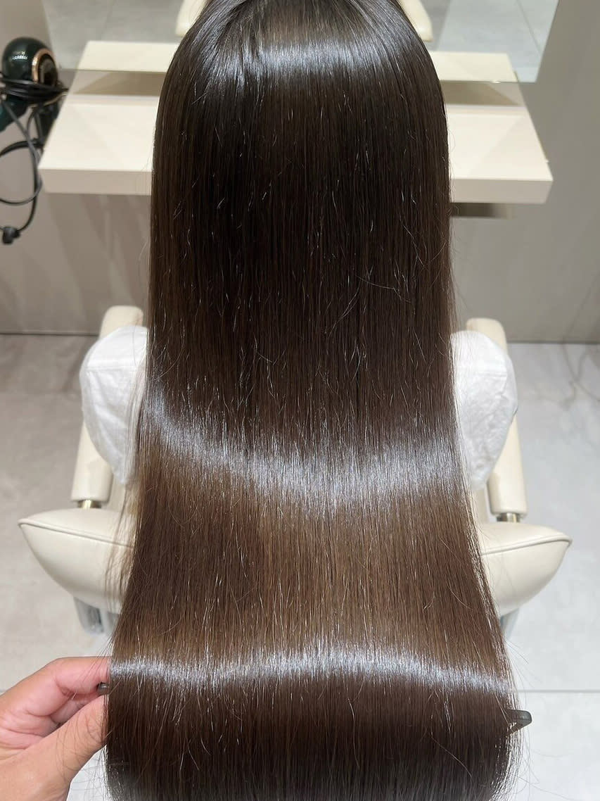 CORSO by k-two 西宮北口【コルソ バイ ケーツー】【コルソ バイ ケーツー ニシノミヤキタグチ】のスタイル紹介。髪質改善/艶髪カラー/ストレート