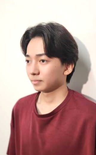 【メンズ個室サロン】ALL DAY HELLO`S 京都駅前店【メンズコシツサロン オールデイハローズキョウトエキマエテン】のスタイル紹介。メンズ　センターパート×ナチュラルマッシュ