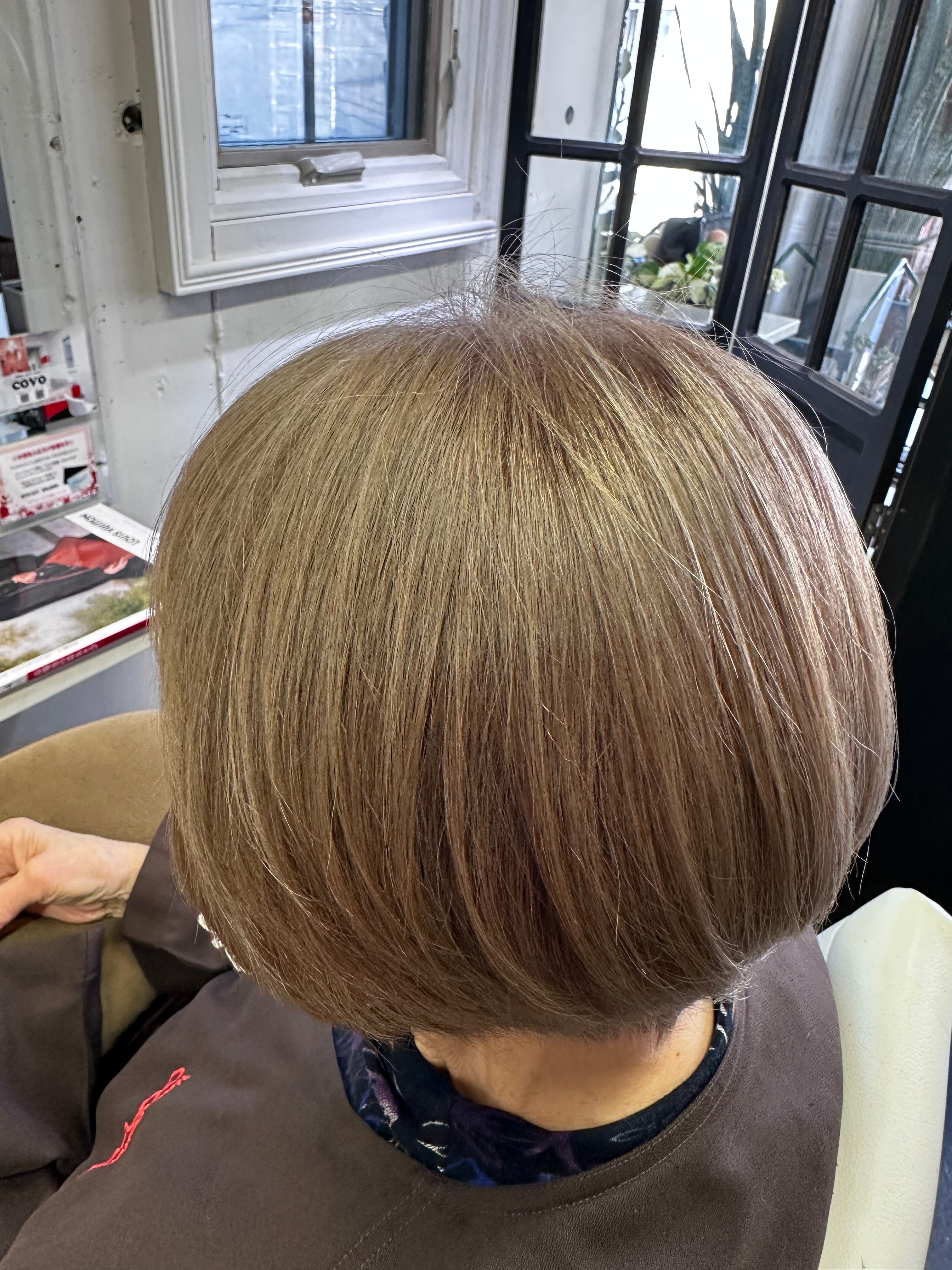 Hair Design Covo【ヘアーデザイン コーヴォ】のスタイル紹介。【白髪染め】【オイルグロスカラー】【白髪90％】アッシュ系