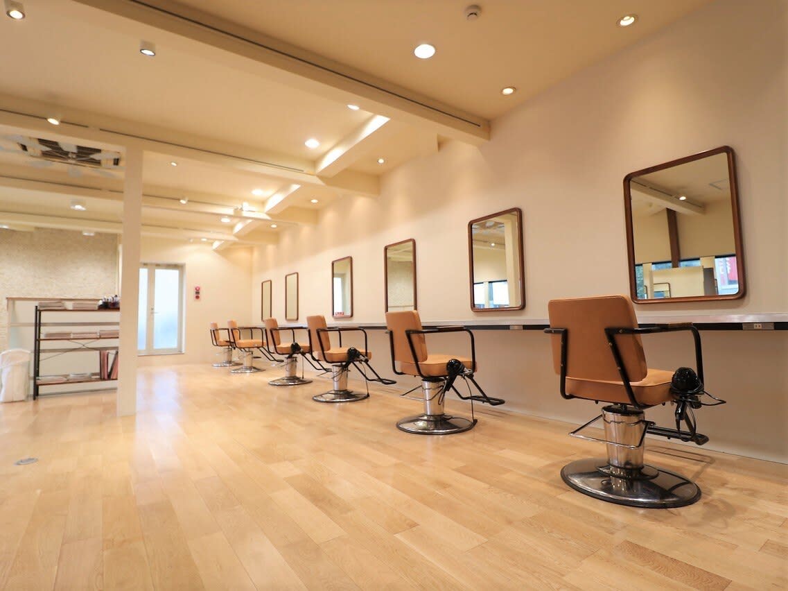 CLAPS 横須賀中央店のアイキャッチ画像