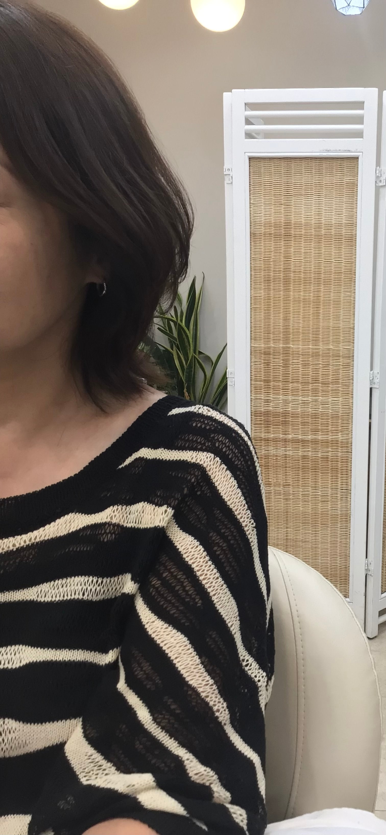 sia flow.【シアフロー】のスタイル紹介。ミディアムレイヤーキレイな大人ヘアー