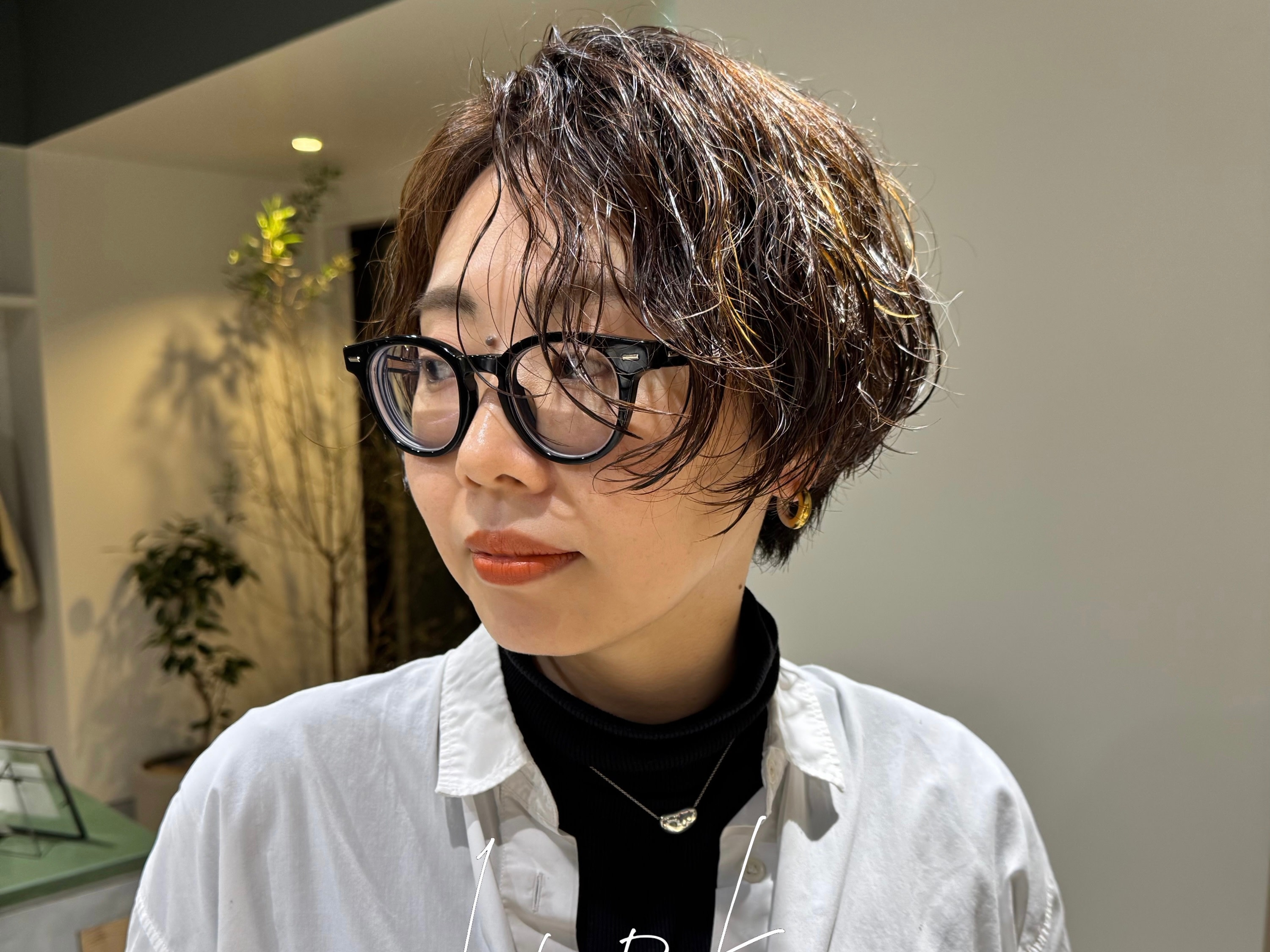 1LDK Hair【ワンエルディーケーヘアー】のスタイル紹介。パーマヘアー PermHair