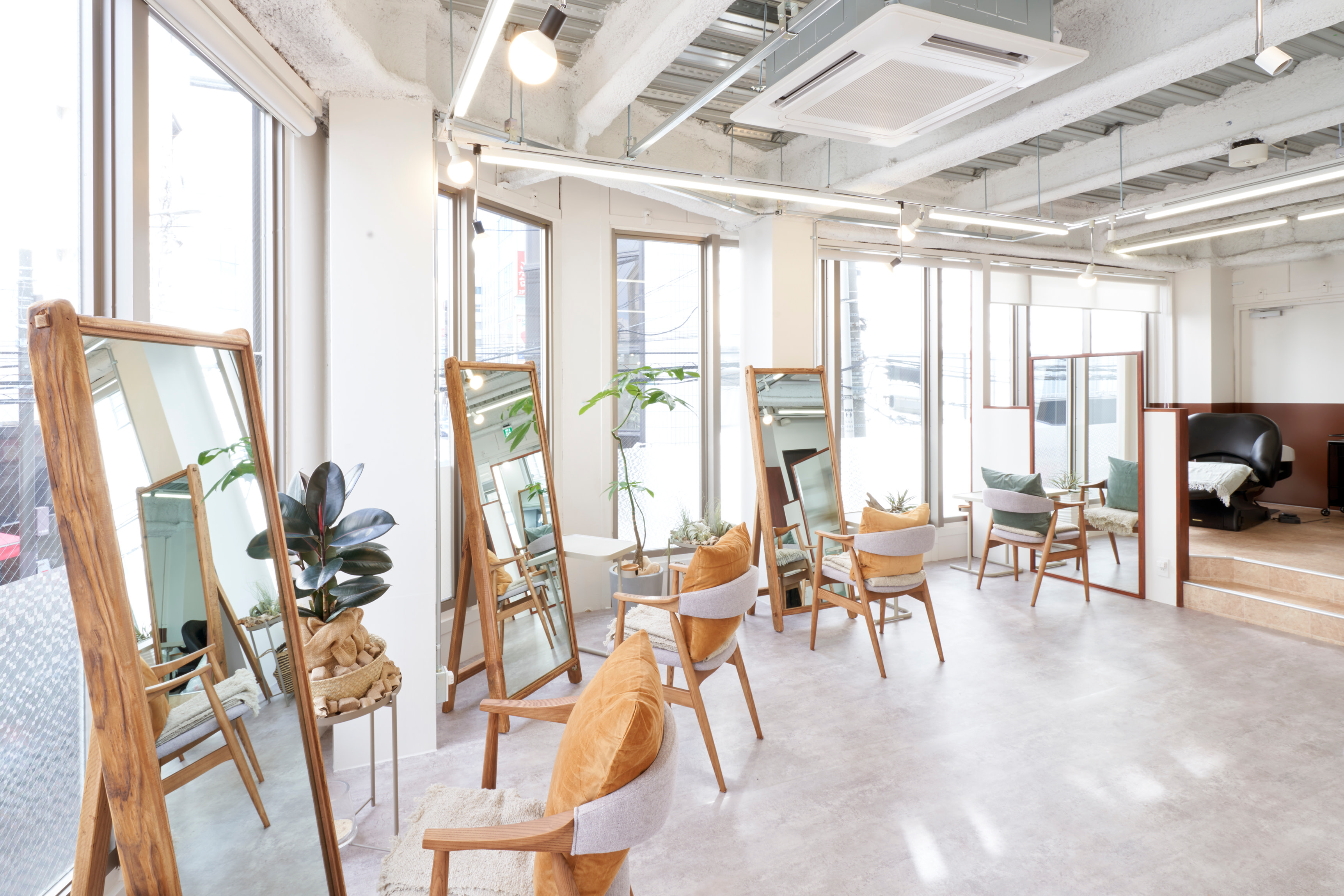 PORCH by HONEY omotesandoのアイキャッチ画像