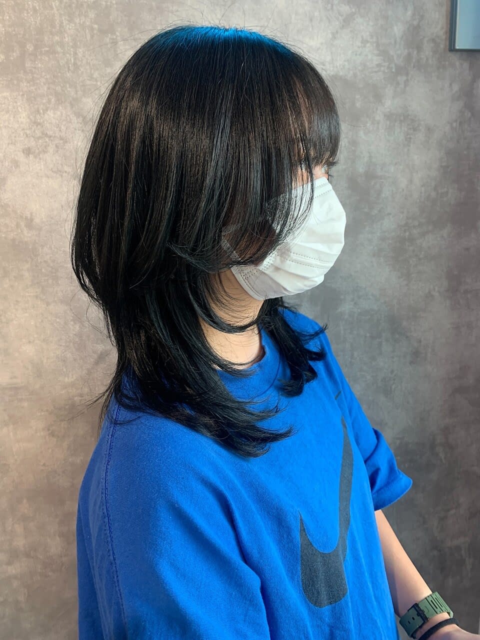 sero hair design【セロヘアデザイン】のスタイル紹介。ミディアムレイヤーカット