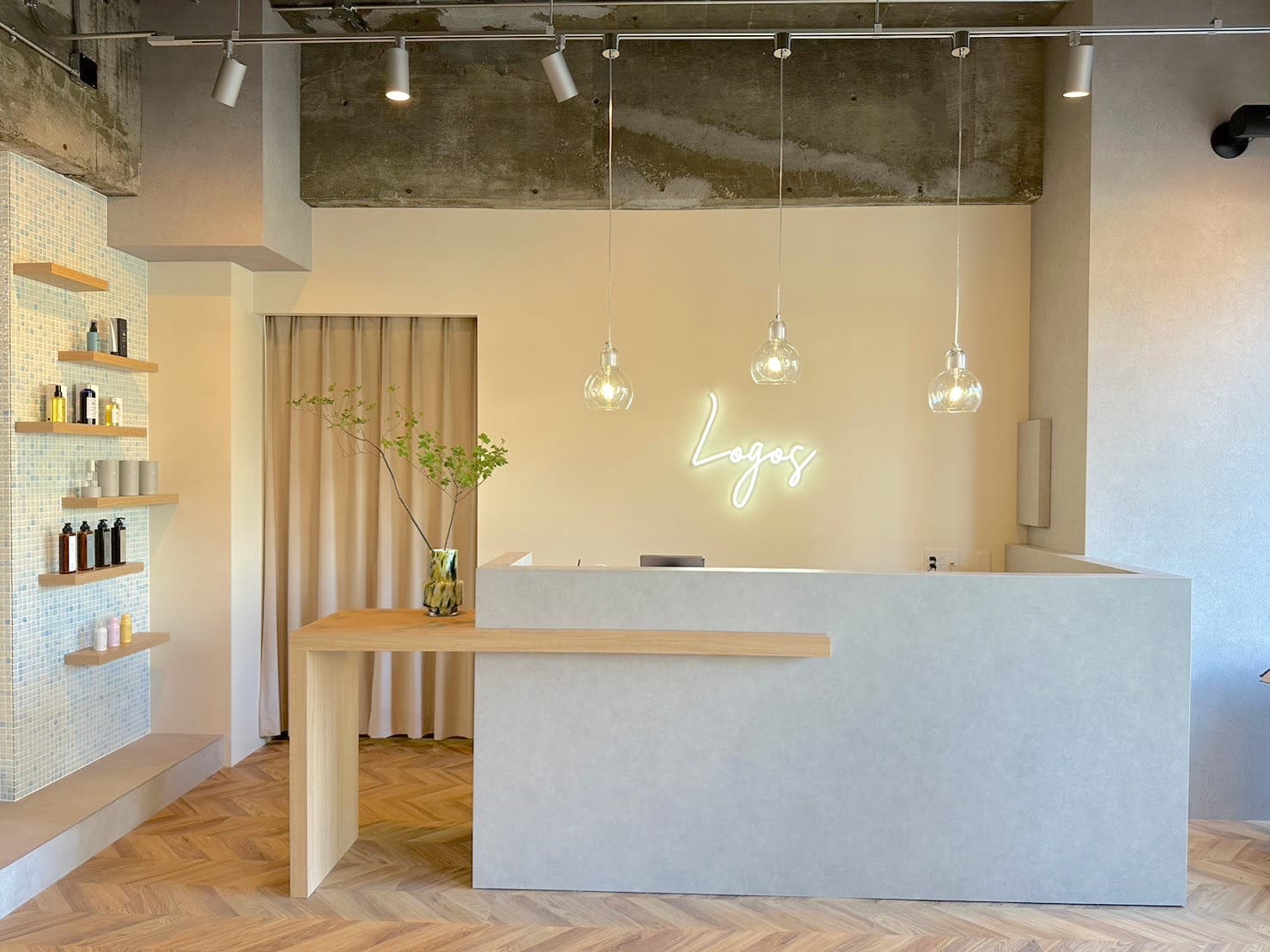 LOGOS 湖北本店のアイキャッチ画像