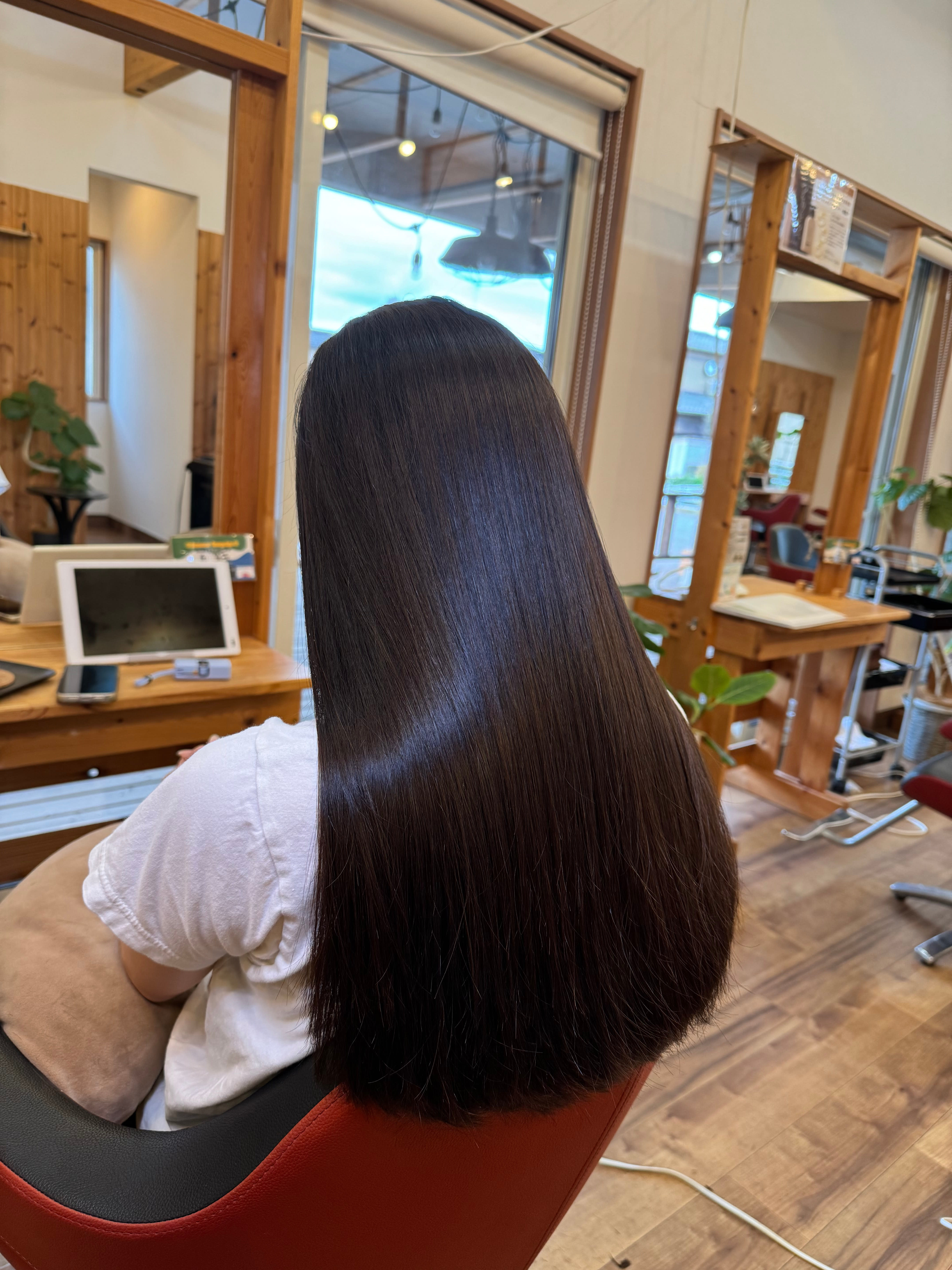 claire【クレール】のスタイル紹介。髪質改善ストレート