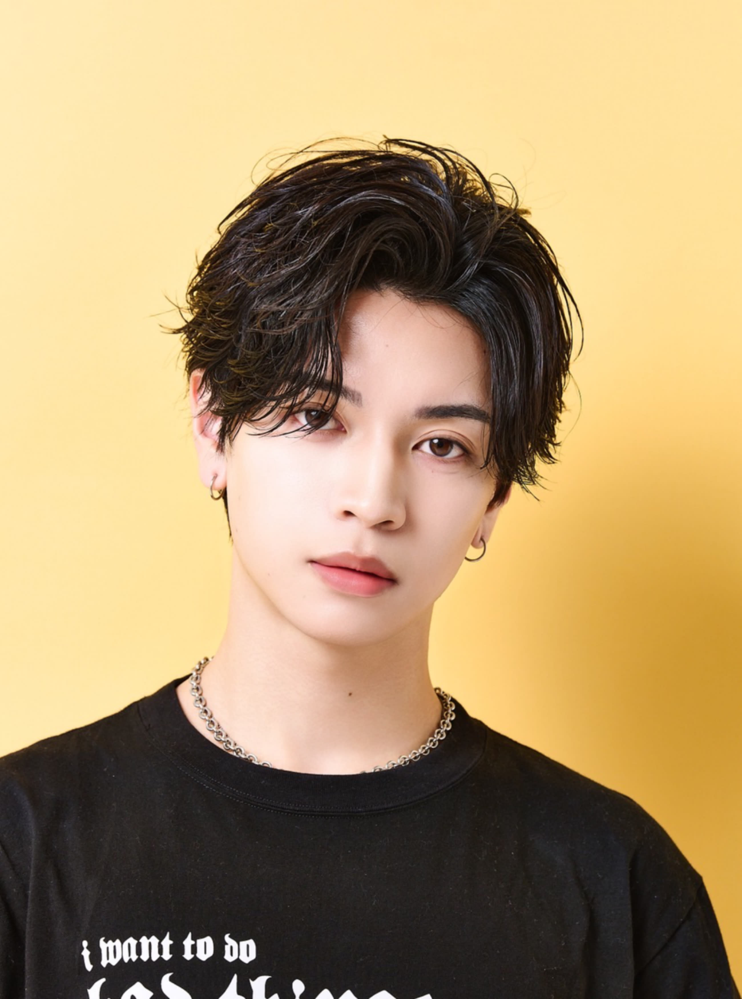 GLOW【グロウ】のスタイル紹介。フェザーパーマ