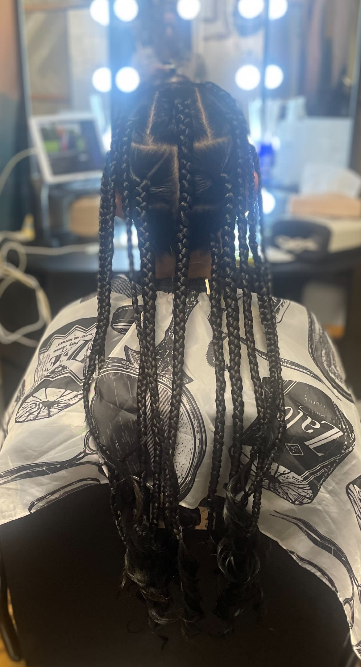 Local line【ローカル ライン】のスタイル紹介。Local line×スタイル