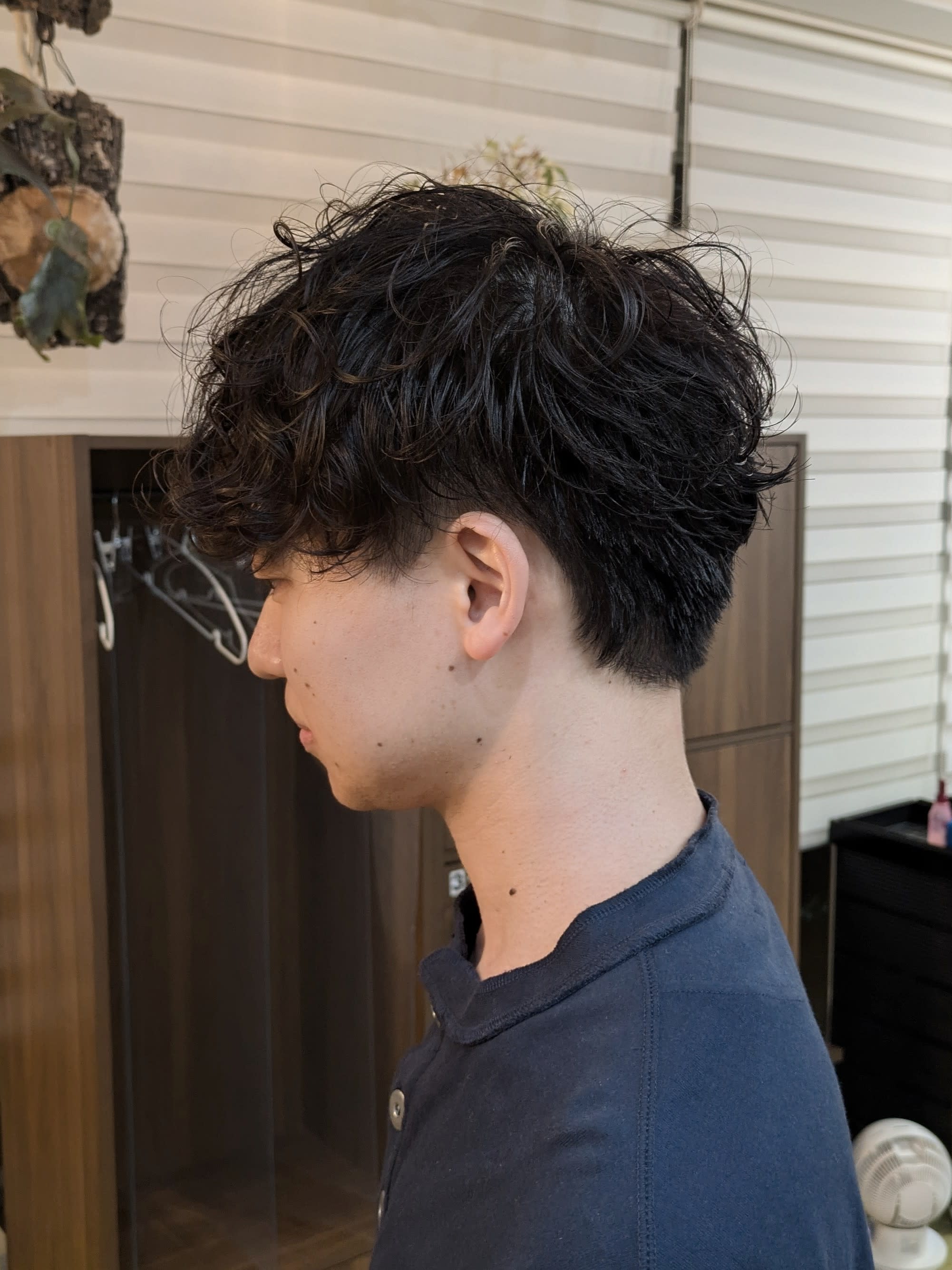 きいろいさんかくの美容室 Kanshall【カンシャル】【キイロイサンカクノビヨウシツ カンシャル】のスタイル紹介。シャドウパーマ