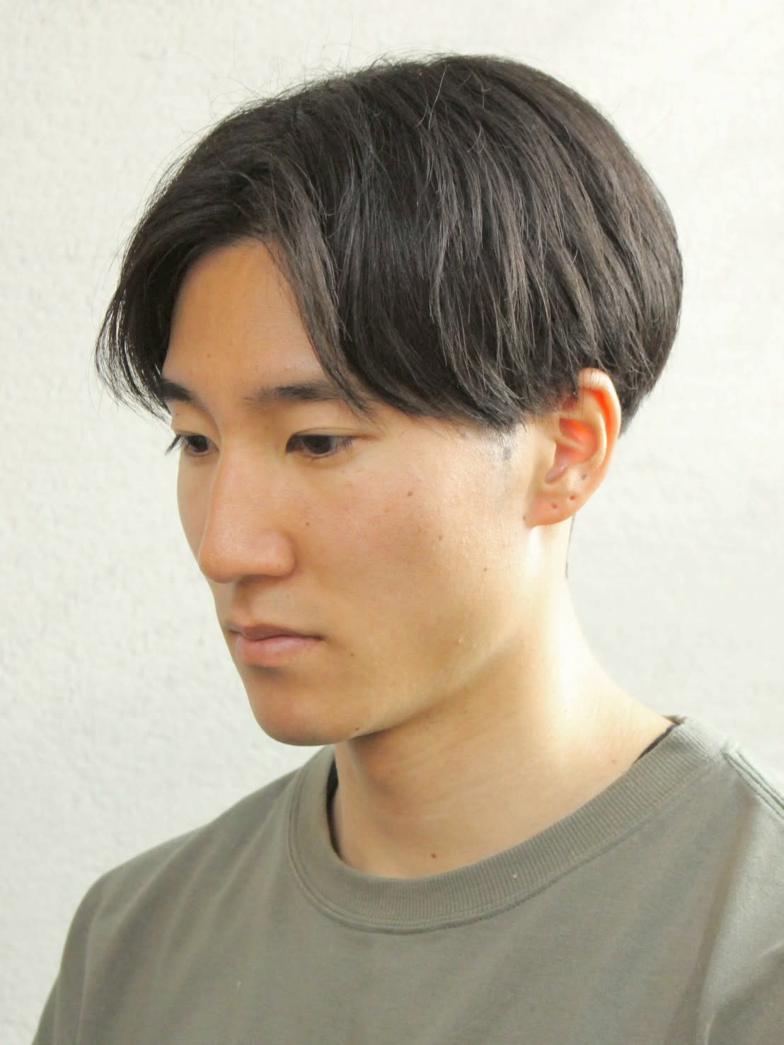 mid-c【ミッドシー】のスタイル紹介。毛流れショート［メンズカット/毛流れ/ツーブロック/眉カット